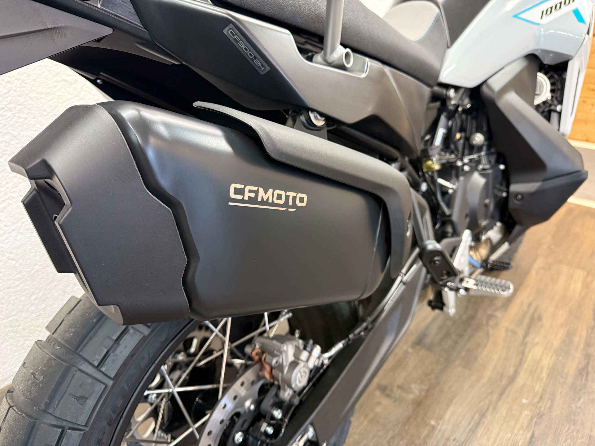 CF MOTO 1000 MT-X-image-2
