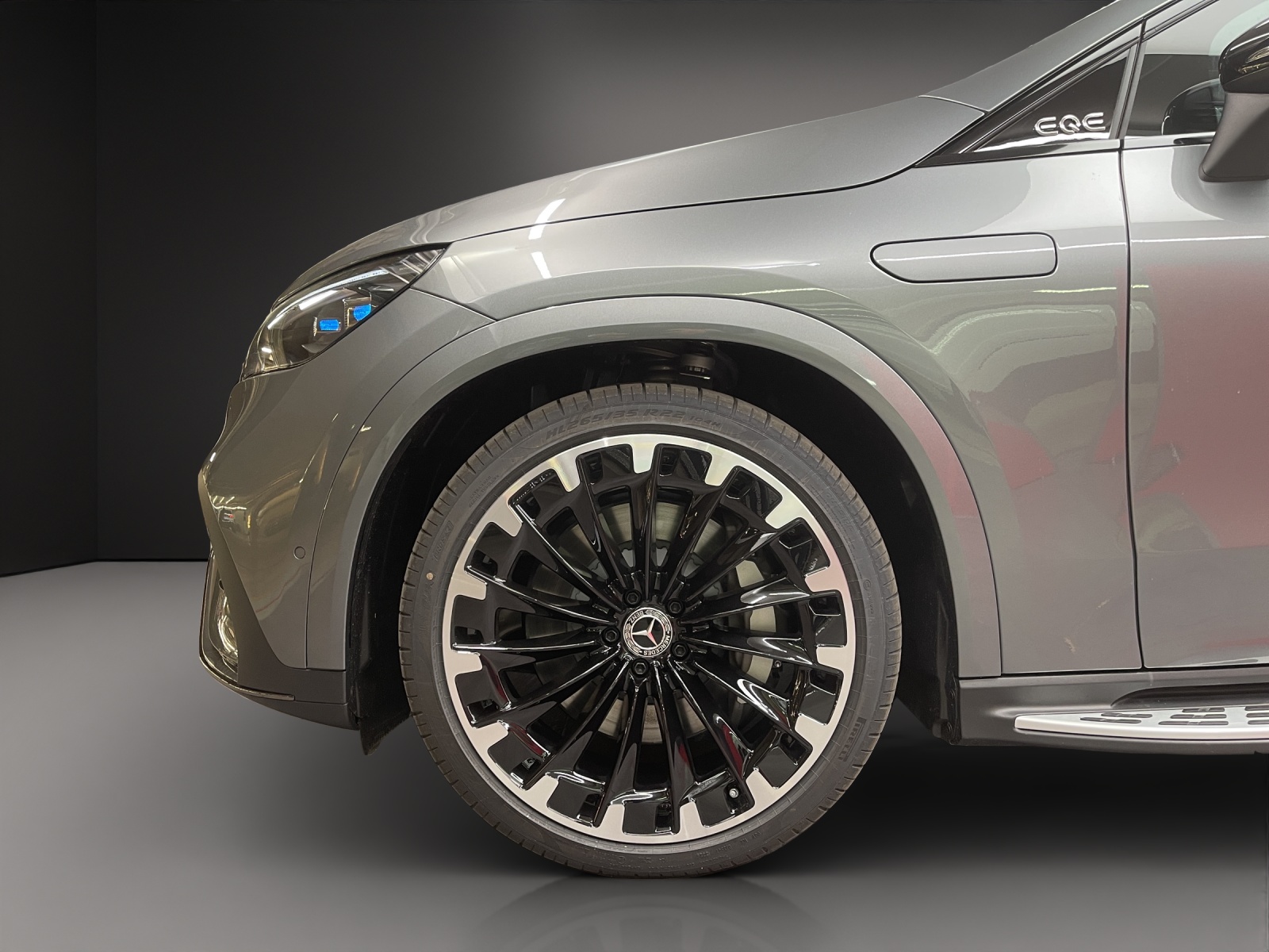 MERCEDES-BENZ EQE 350 4MATIC SUV "Excellence Edition"-image-5