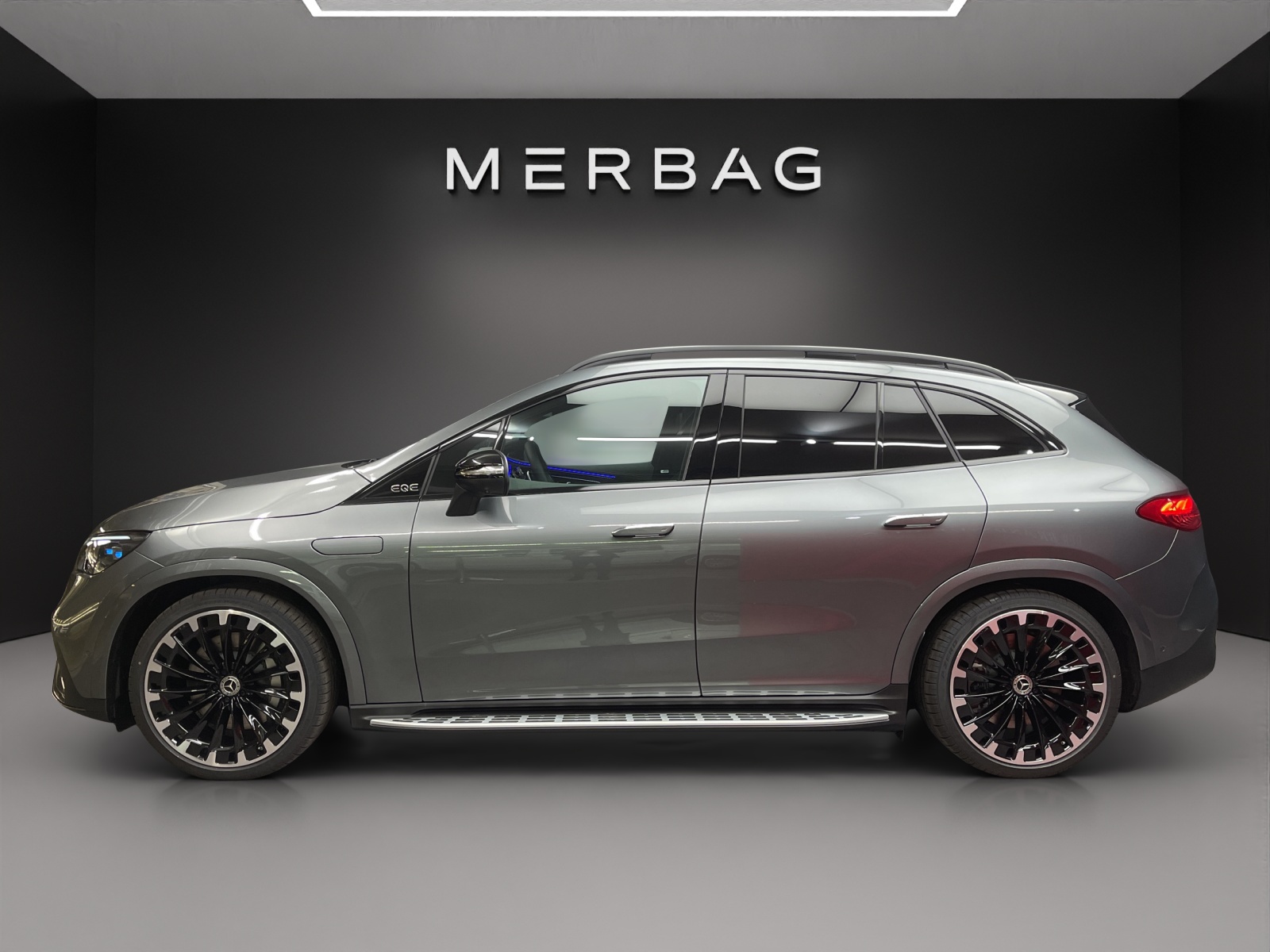 MERCEDES-BENZ EQE 350 4MATIC SUV "Excellence Edition"-image-2