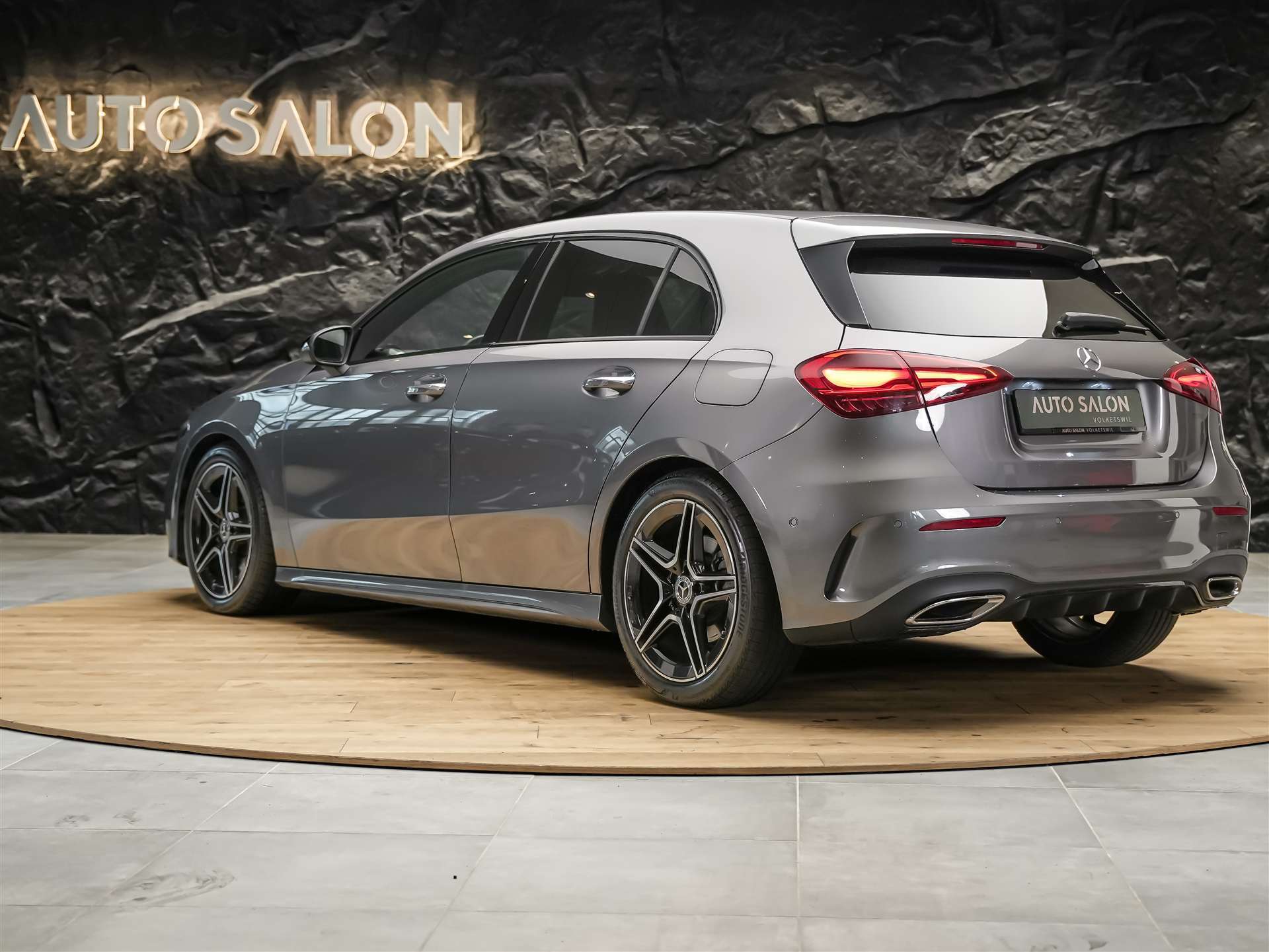 MERCEDES-BENZ A 250 AMG Line 4Matic 8G-DCT *Facelift*Multibeam LED*AMG Line Advanced plus*-showroom-element-3