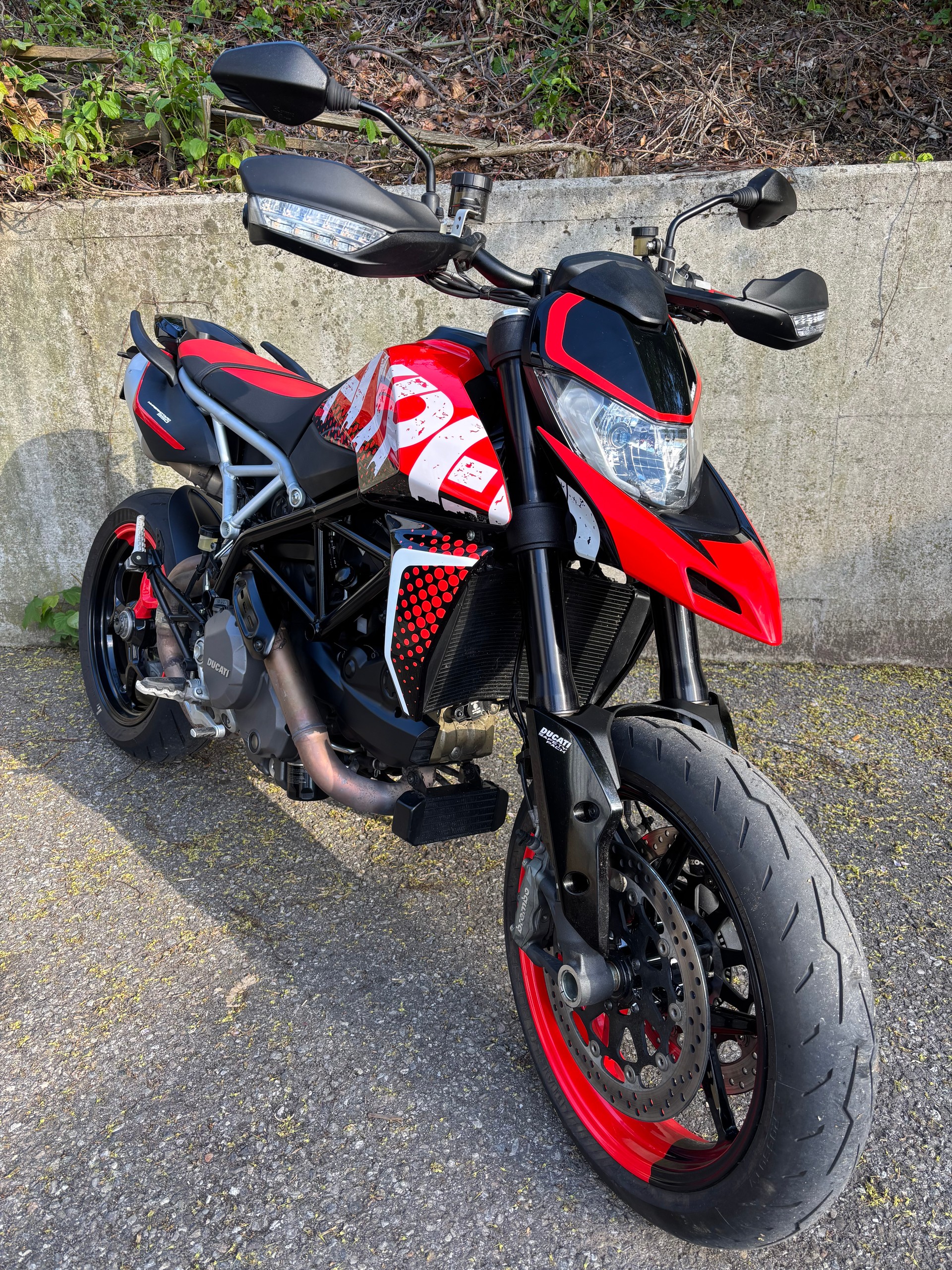 DUCATI Hypermotard 950 RVE-image-2
