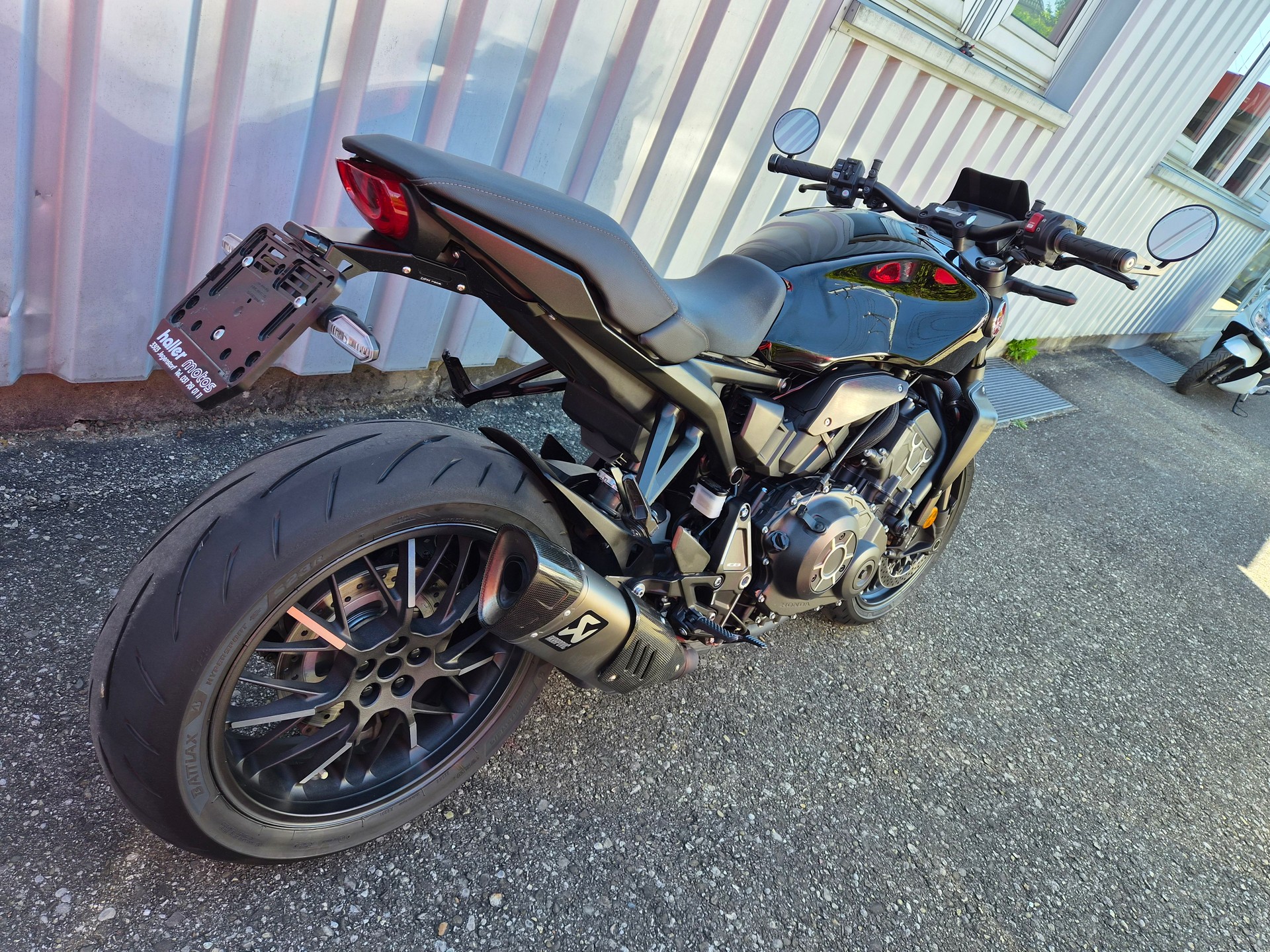 HONDA CB 1000 R Black Edition-image-5