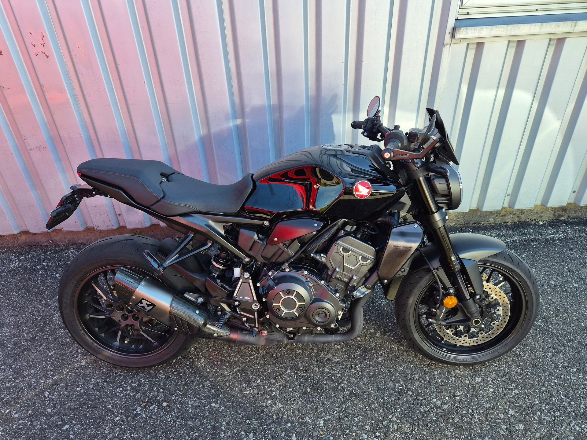 HONDA CB 1000 R Black Edition-image-1