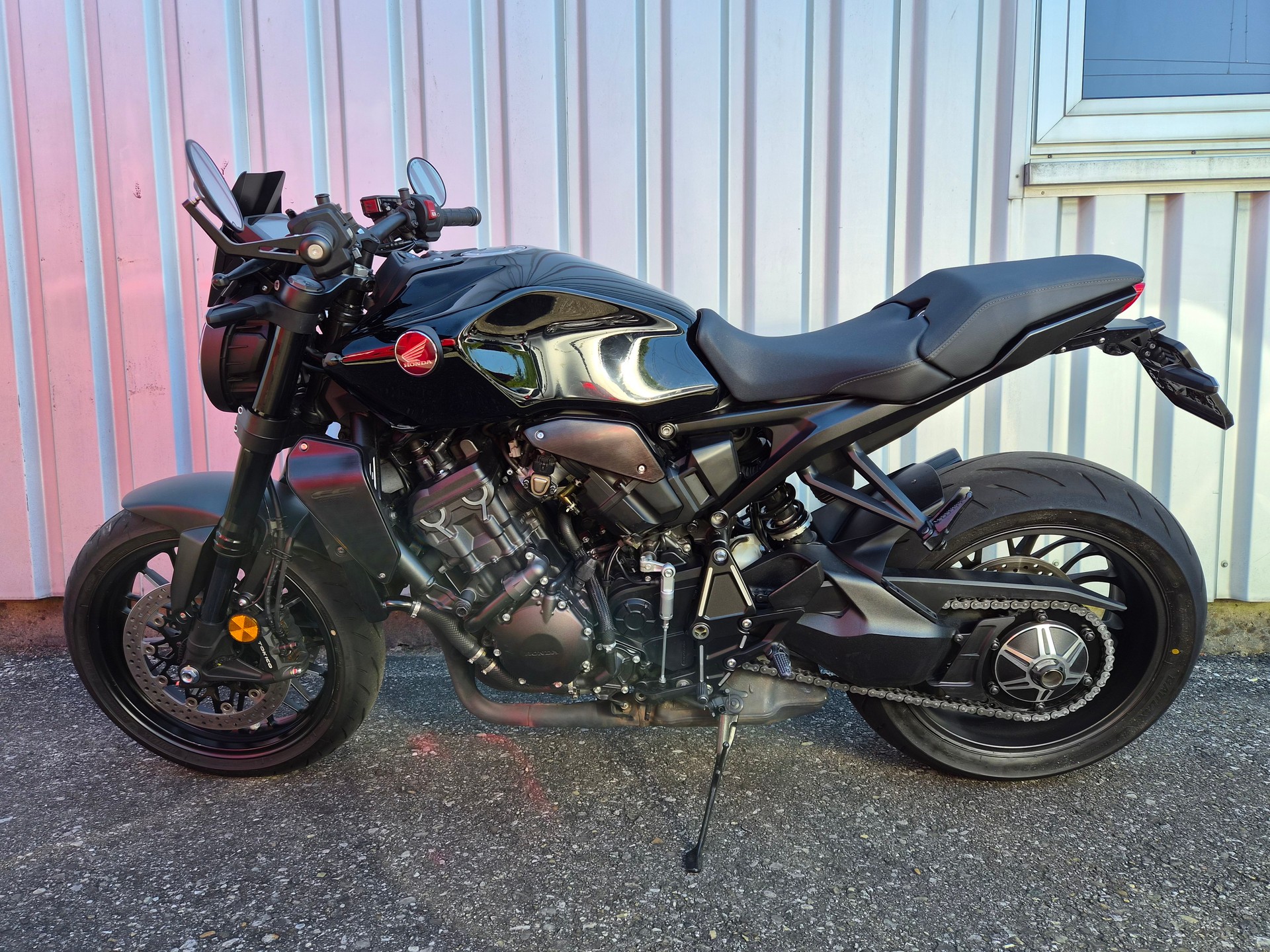 HONDA CB 1000 R Black Edition-image-15