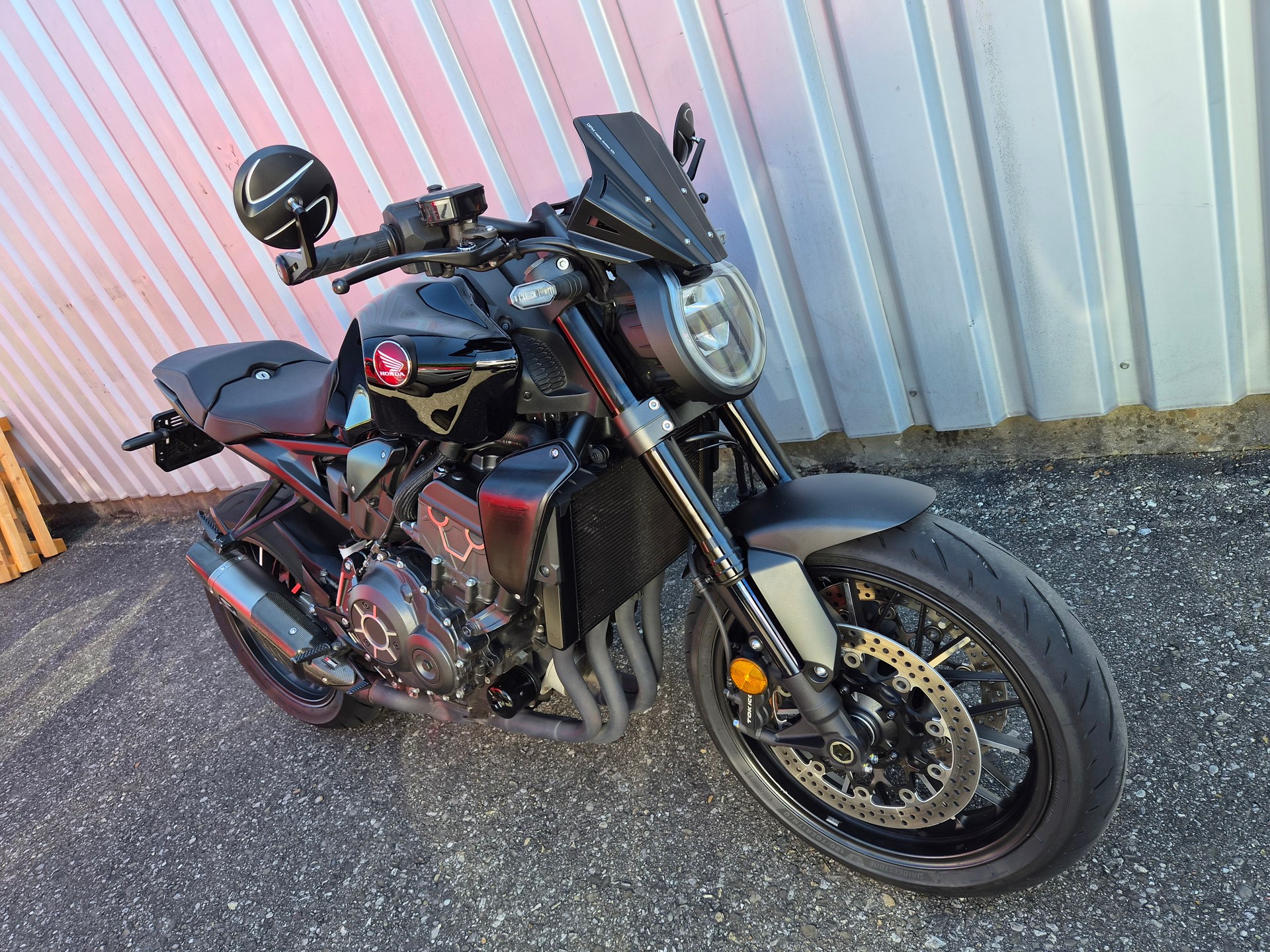 HONDA CB 1000 R Black Edition-image-2