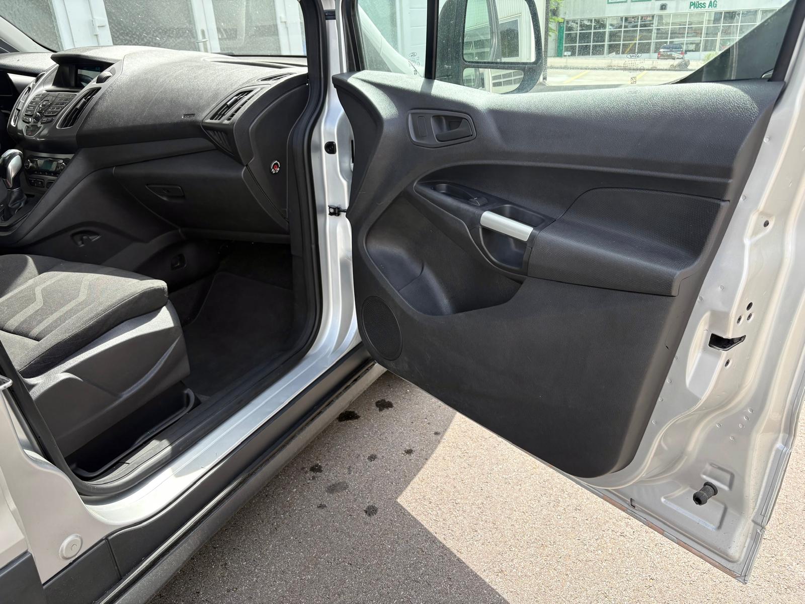FORD Grand Tourneo Connect 1.6 SCTi LANG Trend Automatic-image-9