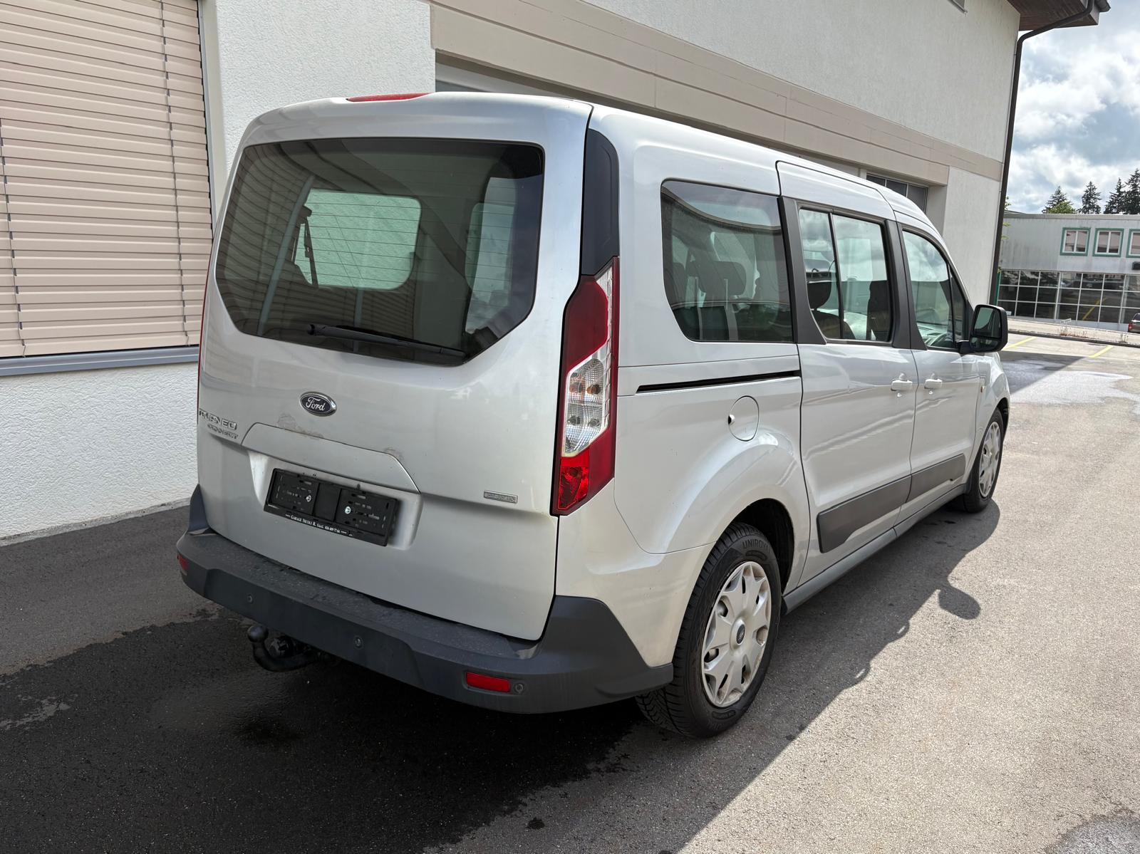 FORD Grand Tourneo Connect 1.6 SCTi LANG Trend Automatic-image-2