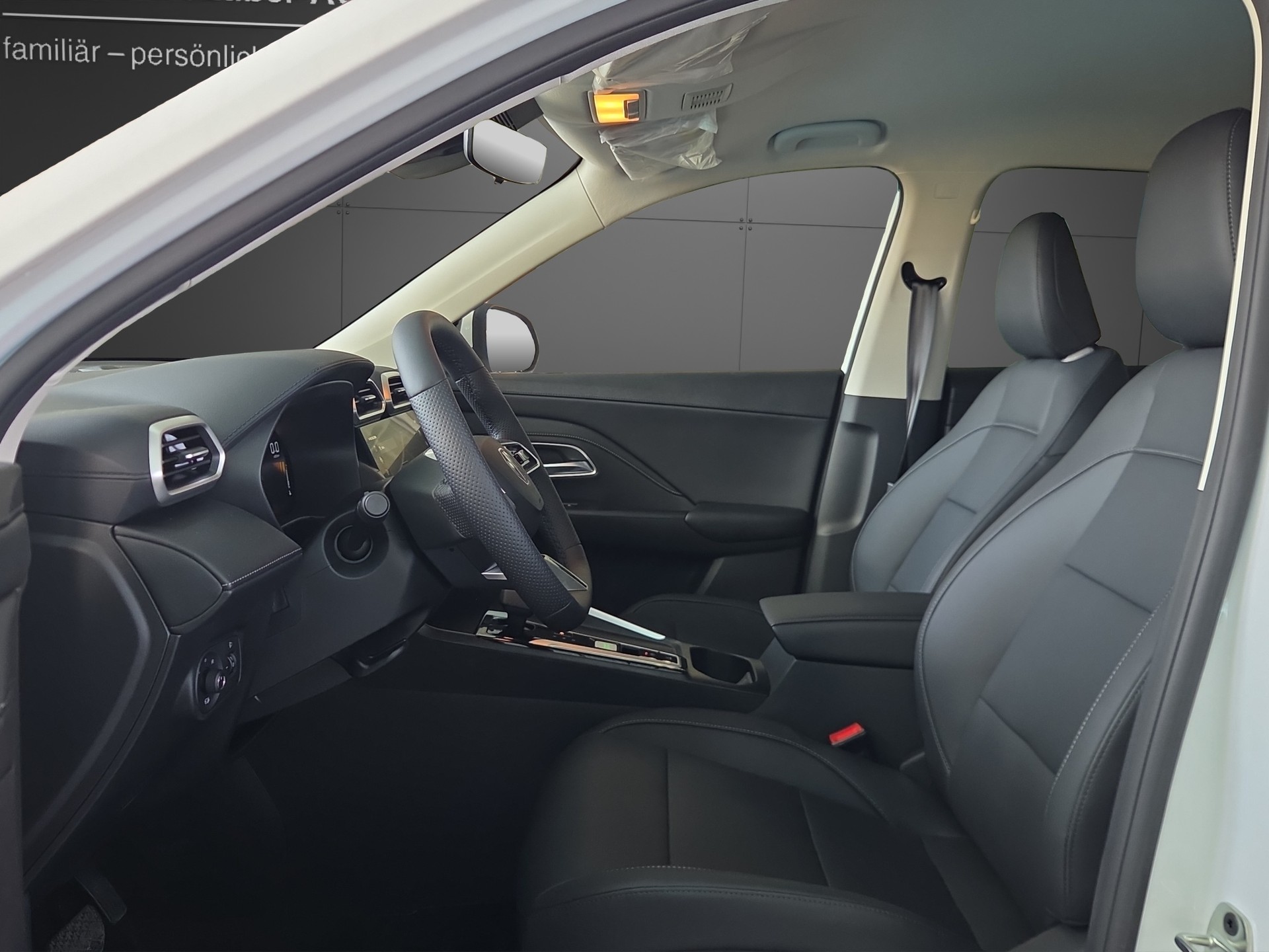 MG ZS 1.5 HEV Luxury-image-5