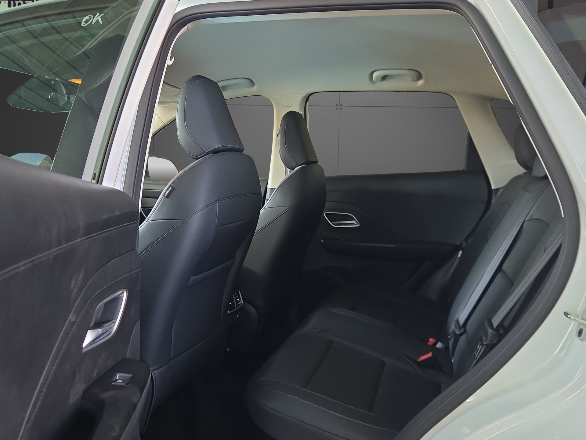 MG ZS 1.5 HEV Luxury-image-6