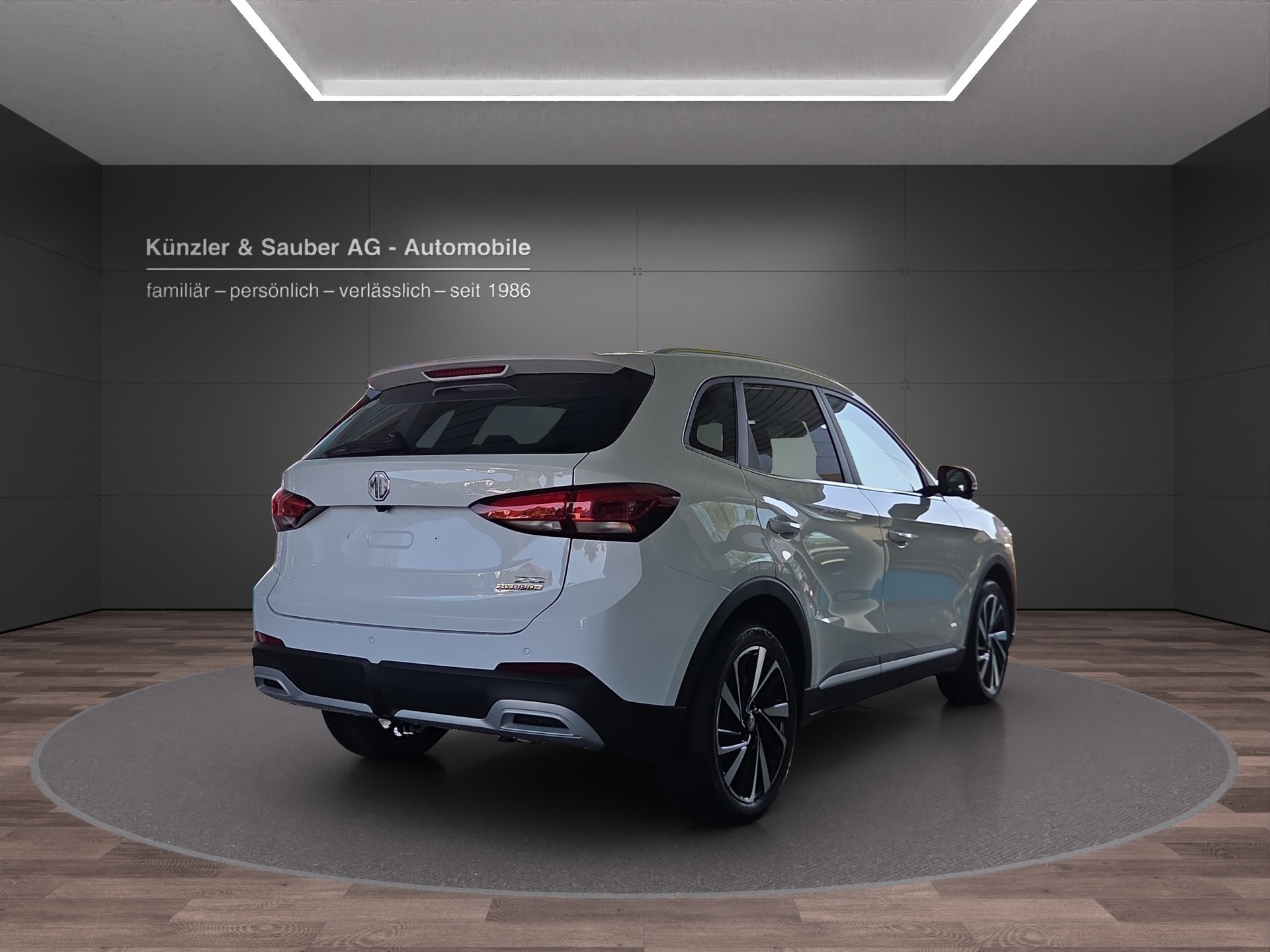 MG ZS 1.5 HEV Luxury-image-15