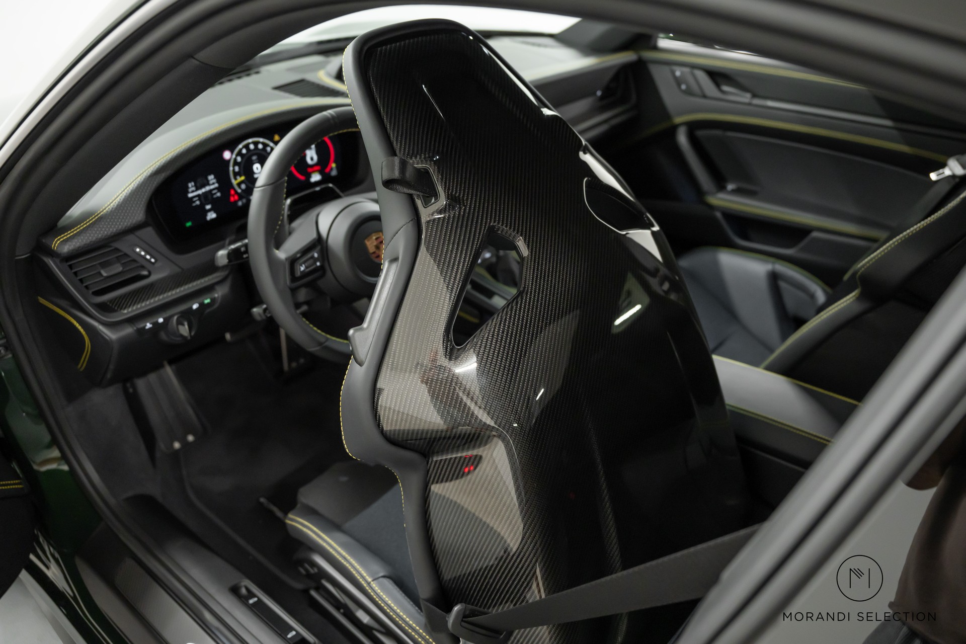 PORSCHE 911 Coupé 4.0 GT3 Touring PDK-image-16