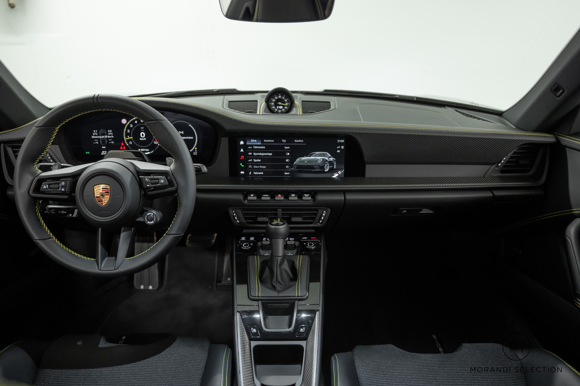PORSCHE 911 Coupé 4.0 GT3 Touring PDK-image-18