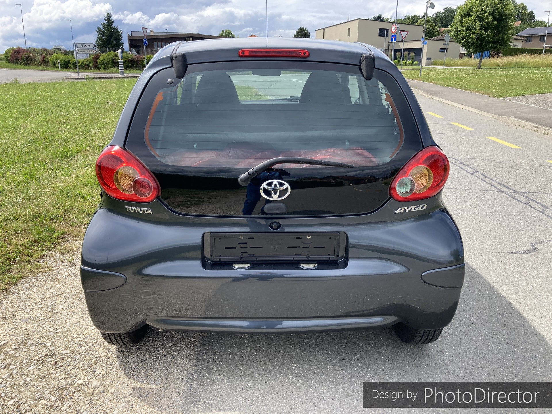 TOYOTA Aygo 1.0 Linea Sol-image-11