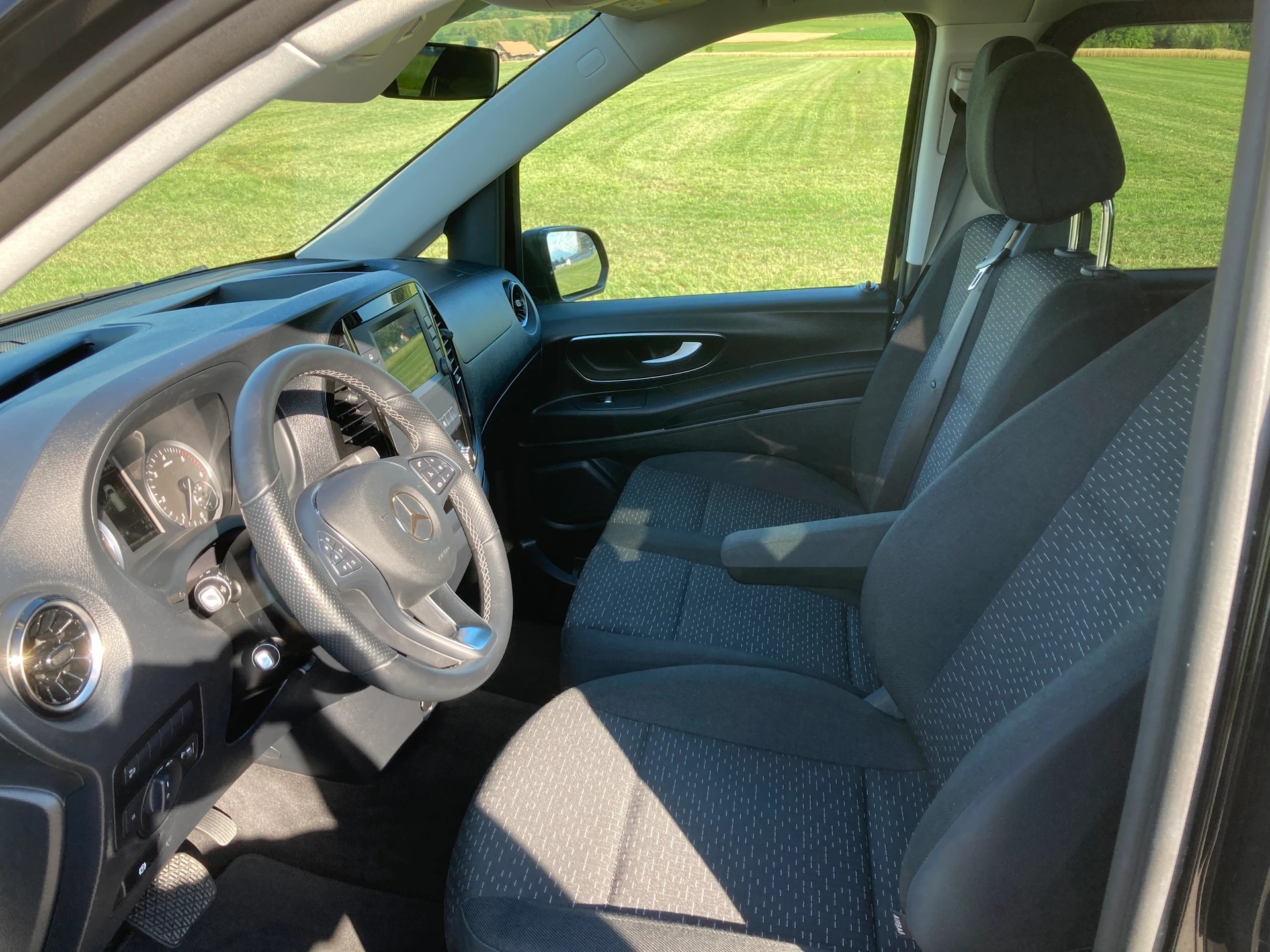 MERCEDES-BENZ Vito 116 CDI Base Tourer 4Matic 9G-Tronic 9 Sitzer-image-8