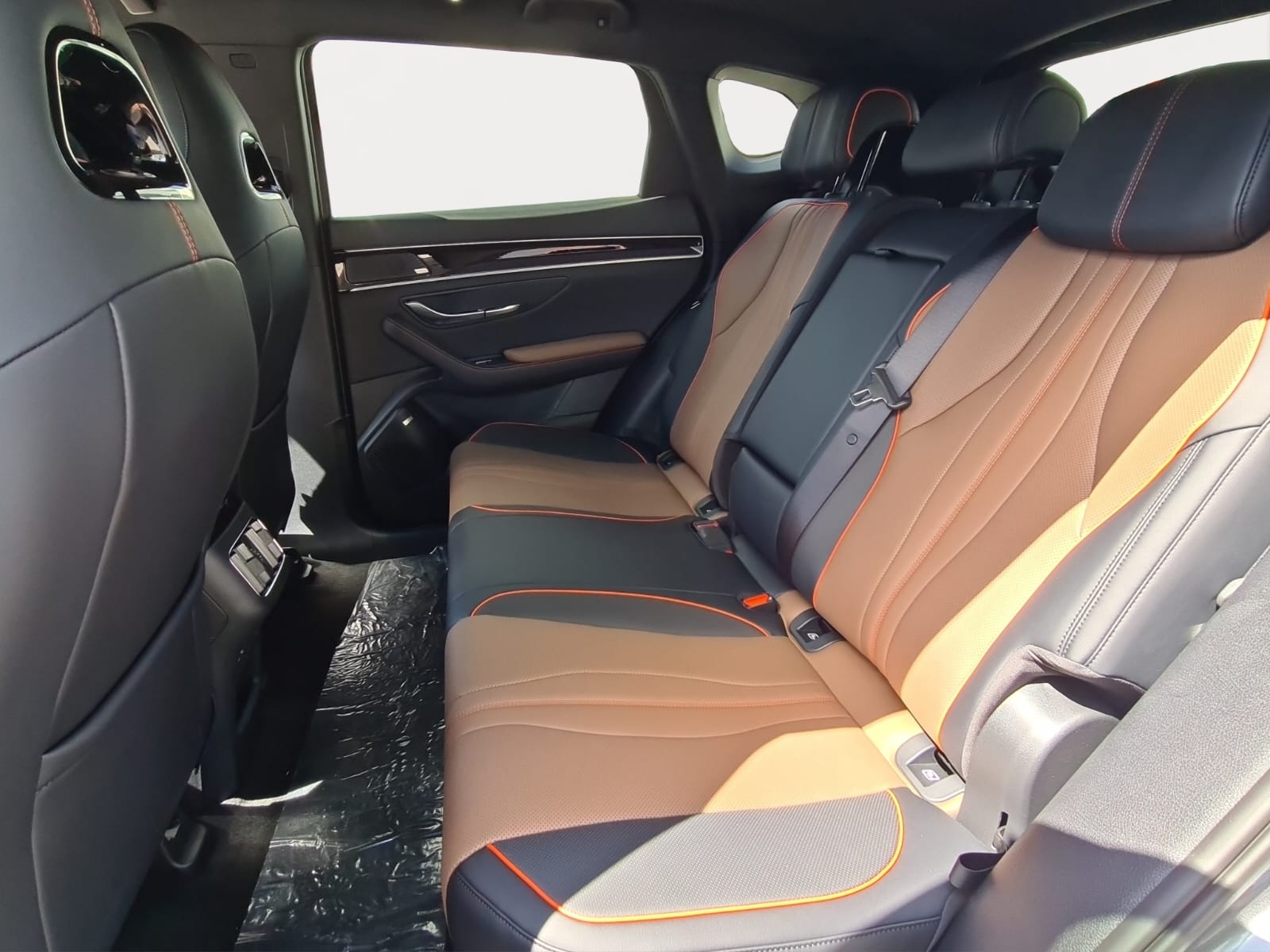 BYD Seal U DM-i Design AWD-image-14