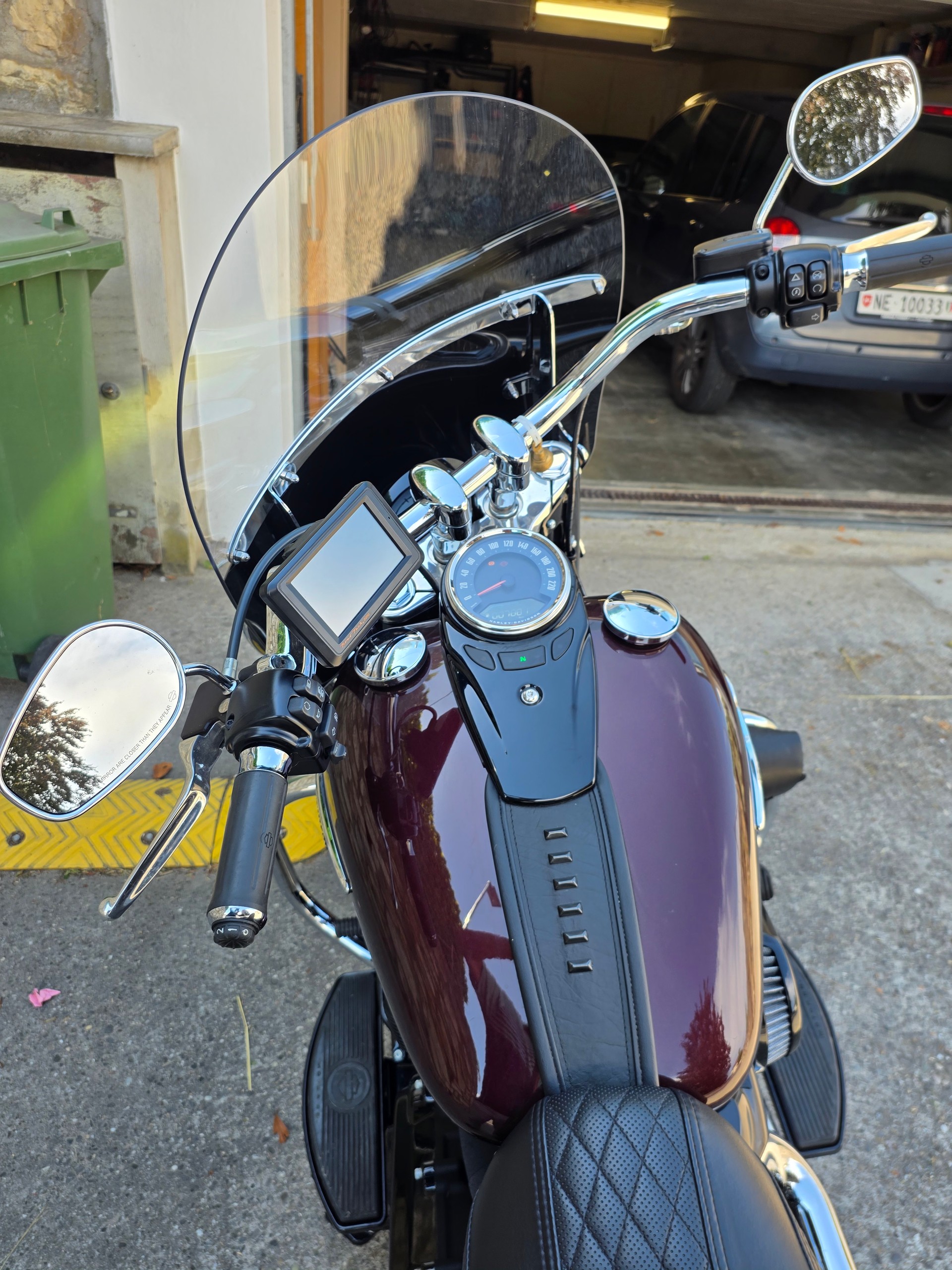 HARLEY-DAVIDSON FLHCS-image-6