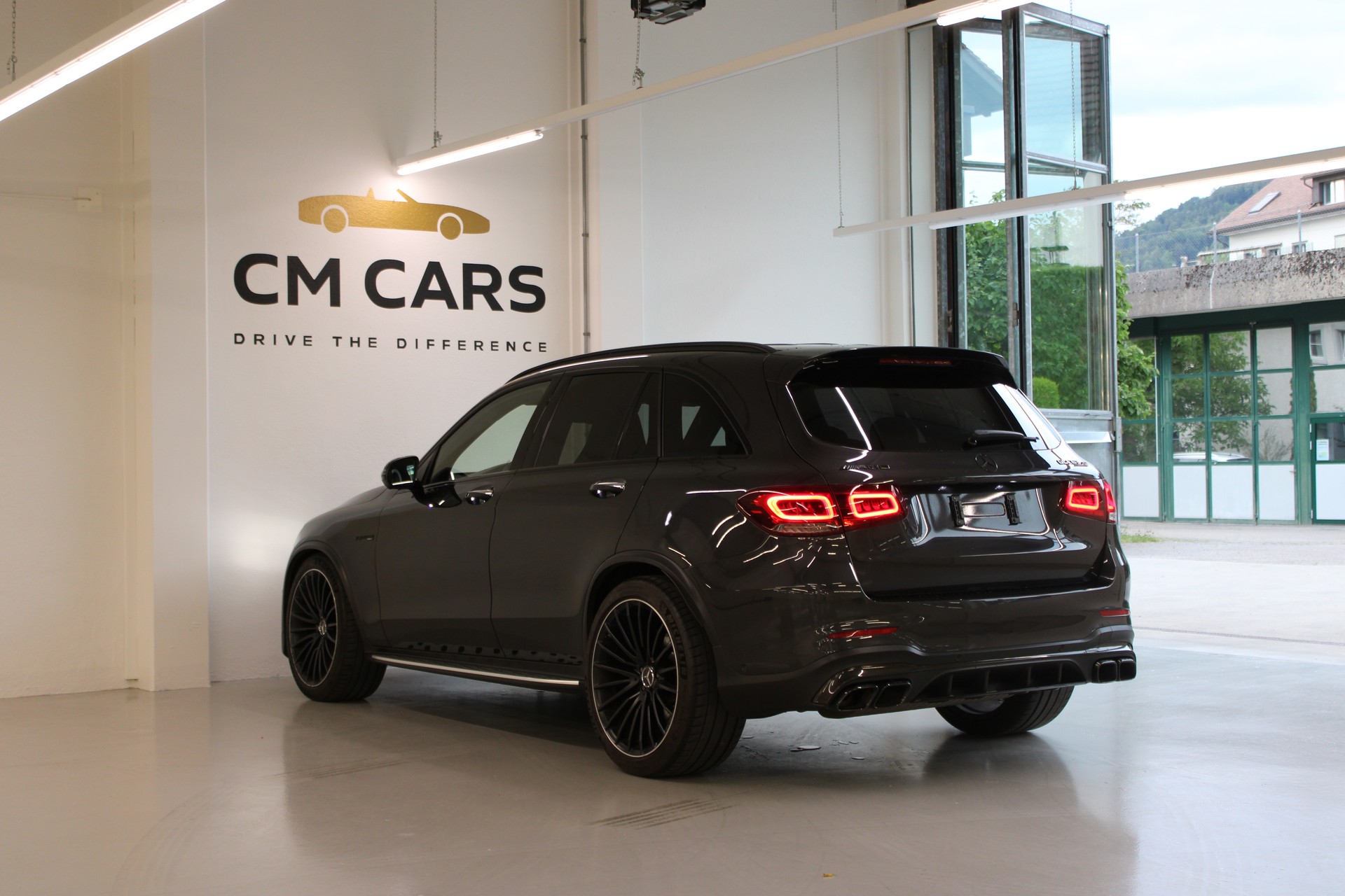 MERCEDES-BENZ GLC 63 S AMG 4Matic+ 9G-Tronic-image-5
