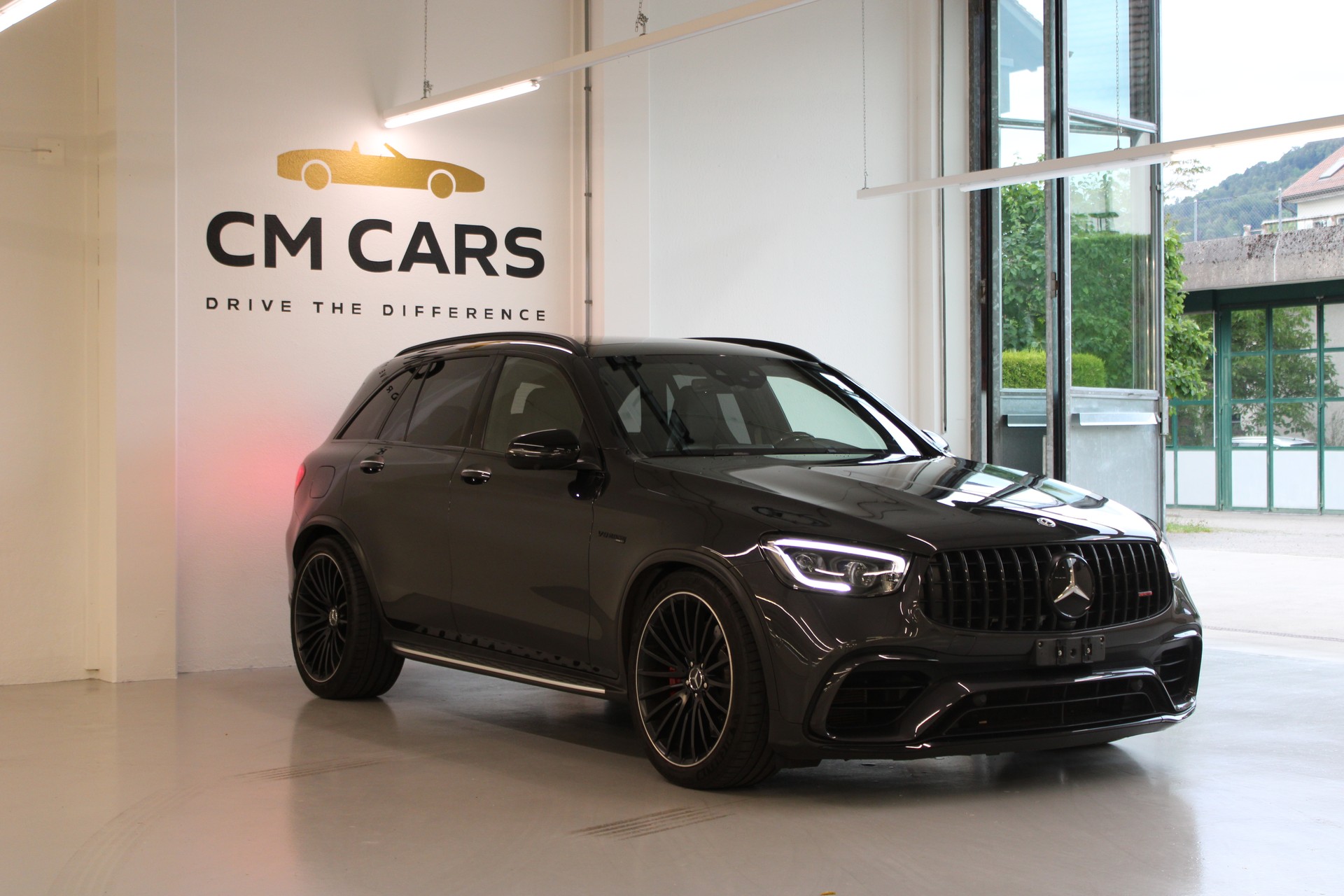 MERCEDES-BENZ GLC 63 S AMG 4Matic+ 9G-Tronic-showroom-element-2