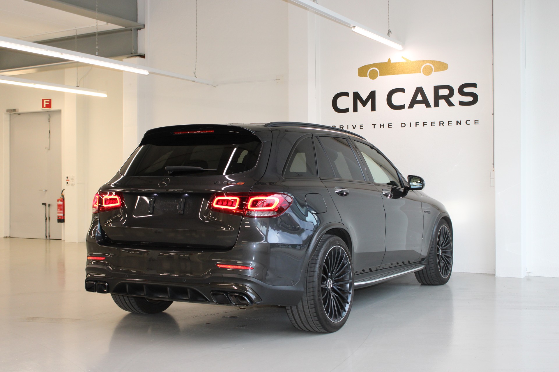MERCEDES-BENZ GLC 63 S AMG 4Matic+ 9G-Tronic-image-6