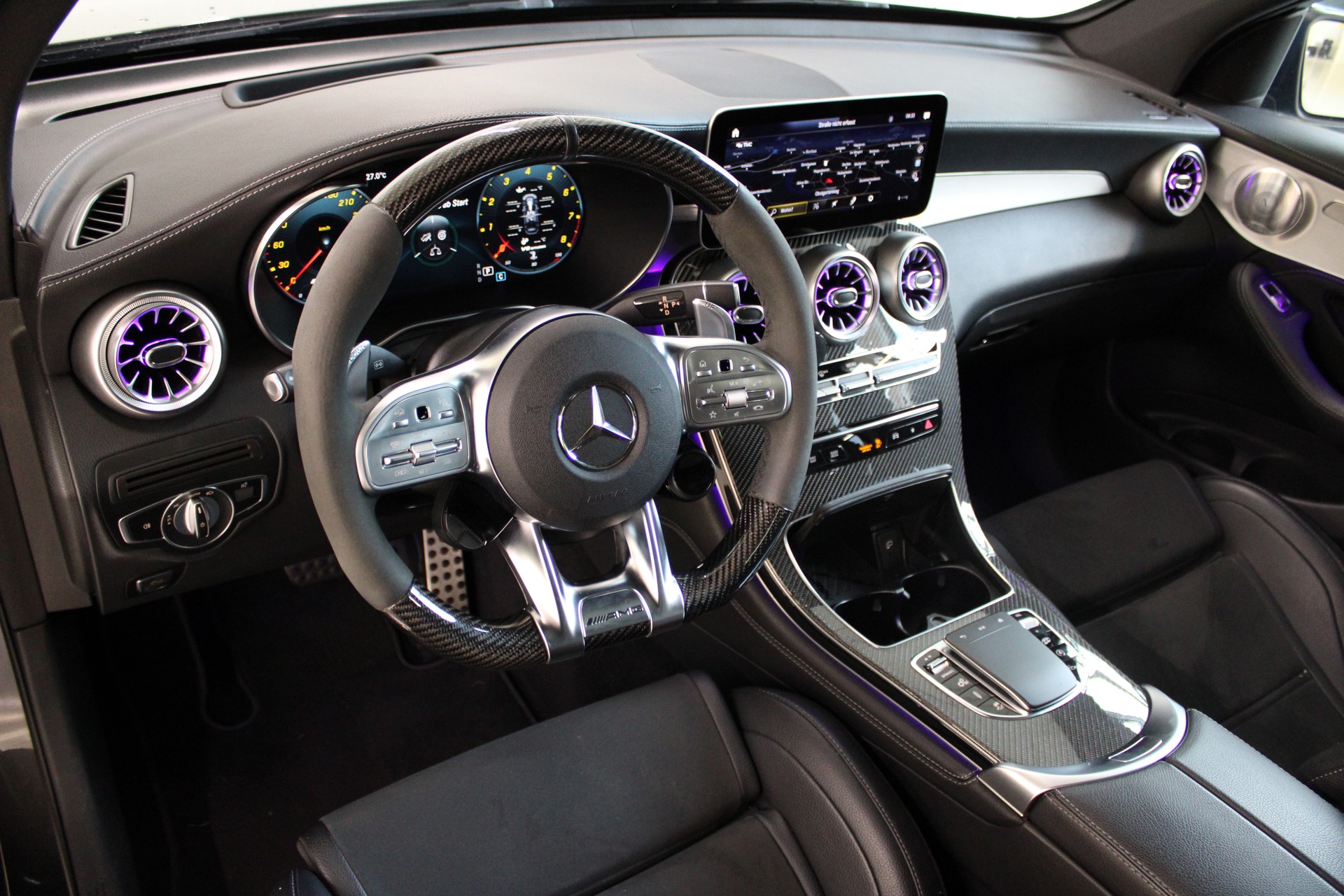 MERCEDES-BENZ GLC 63 S AMG 4Matic+ 9G-Tronic-image-7