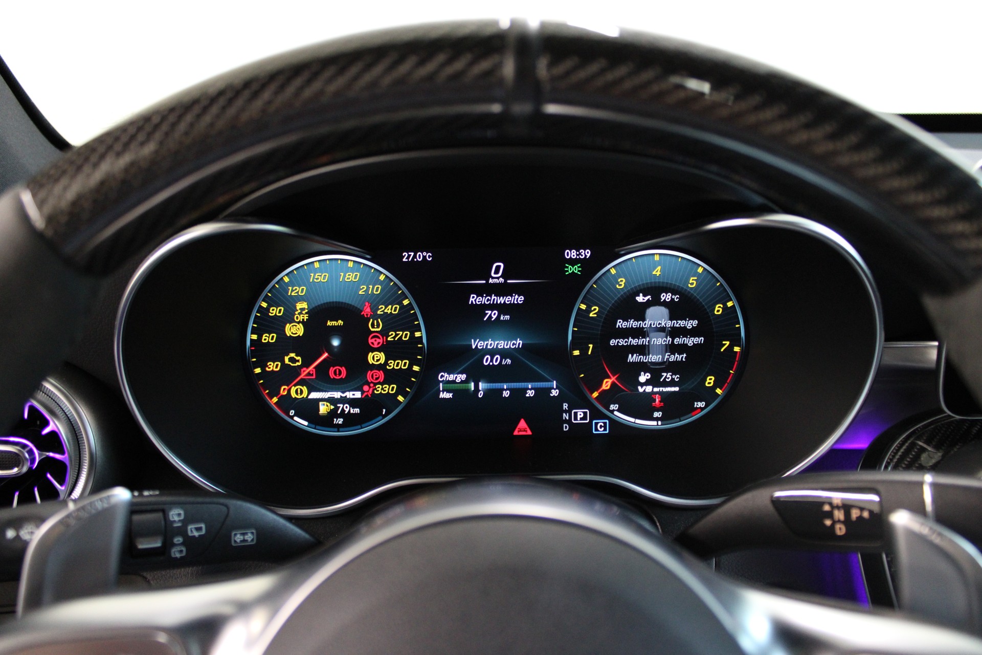 MERCEDES-BENZ GLC 63 S AMG 4Matic+ 9G-Tronic-image-19