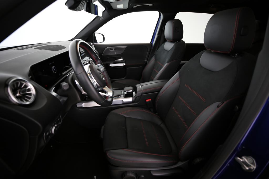 MERCEDES-BENZ GLB 250 AMG Line 4matic-showroom-element-3