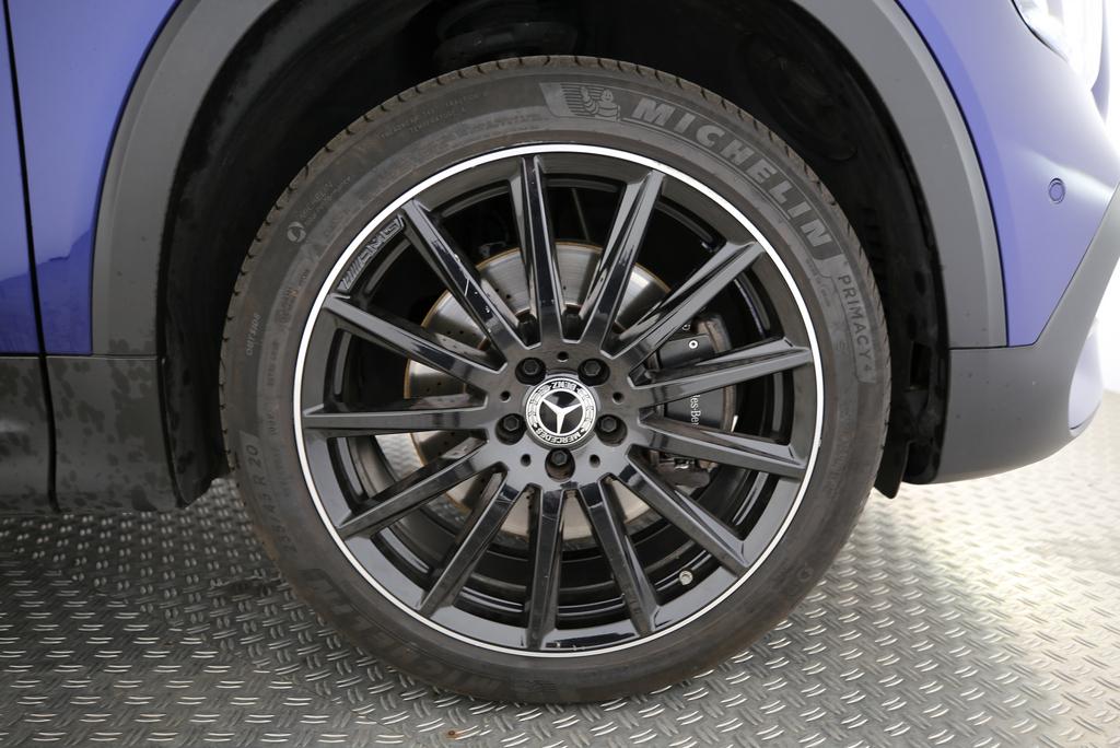 MERCEDES-BENZ GLB 250 AMG Line 4matic-image-14