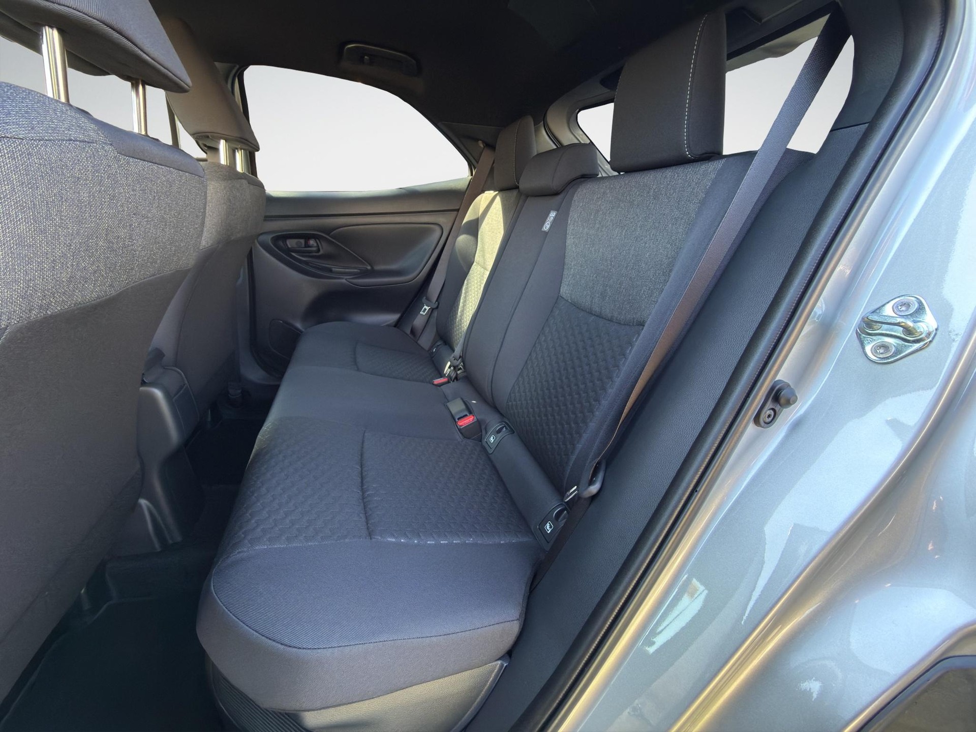 TOYOTA Yaris Cross 1.5 VVT-i HSD Trend AWD-i-image-14