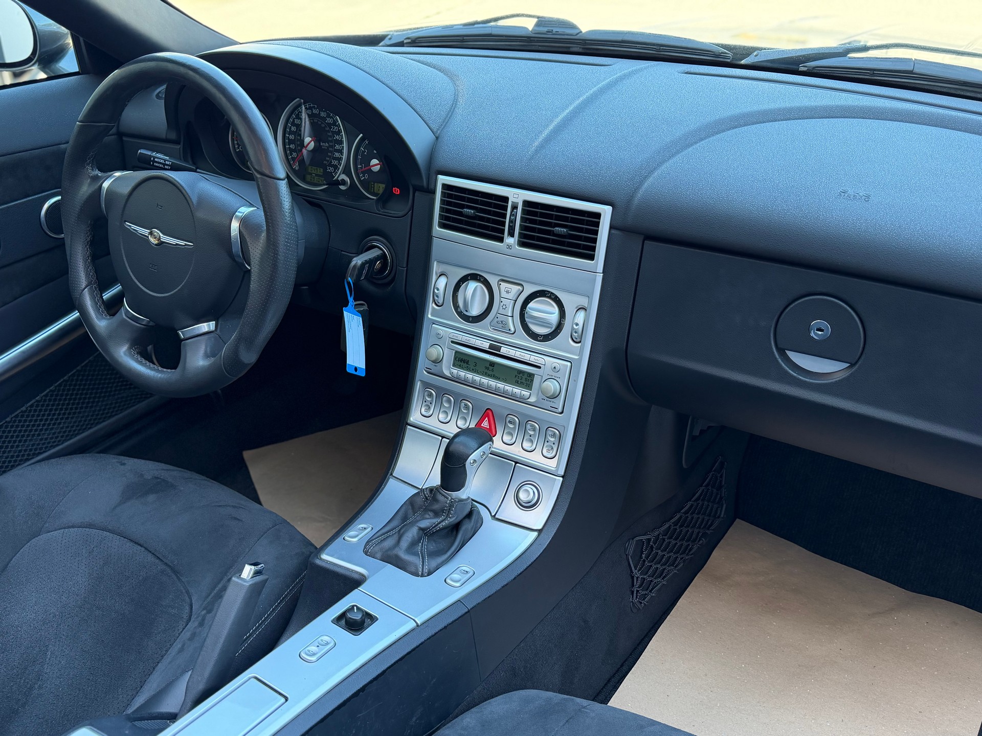 CHRYSLER Crossfire 3.2 SRT6 Roadster-image-13