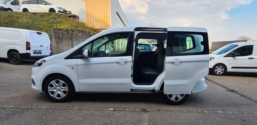 FORD Tourneo Courier 1.0 SCTi Trend ** Sitzheizung ** Parkhilfe ** Klimaanlage ** Frisch Ab MFK & Service **-image-8