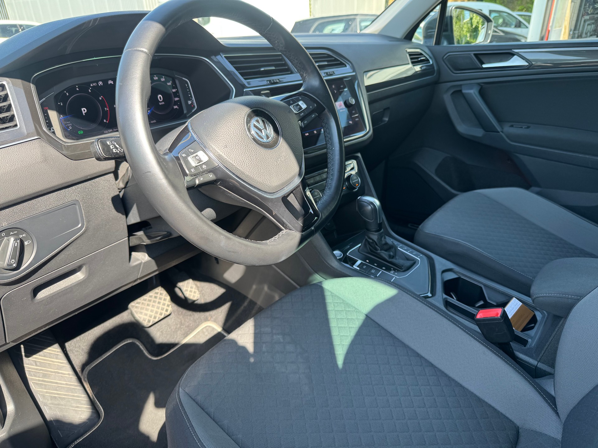 VW Tiguan 1.5TSI Evo Comfortline DSG-image-9