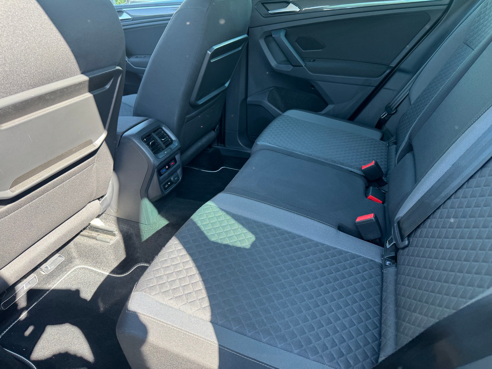 VW Tiguan 1.5TSI Evo Comfortline DSG-image-5