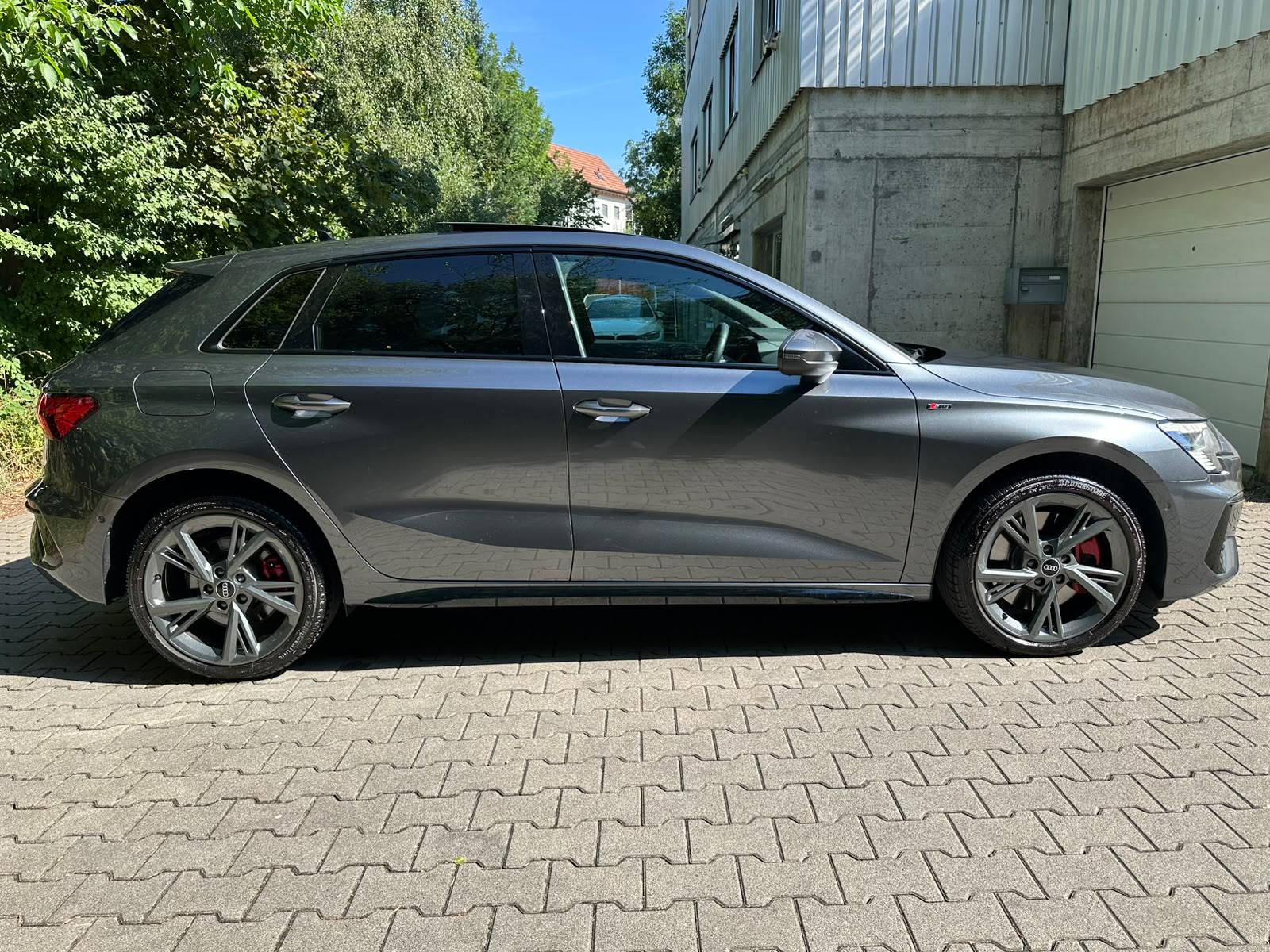 AUDI A3 Sportback 45 TFSI e S line S-tronic-image-5