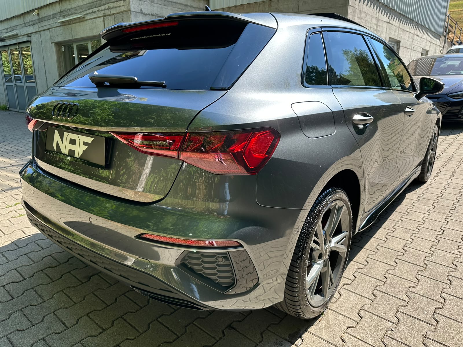 AUDI A3 Sportback 45 TFSI e S line S-tronic-image-4