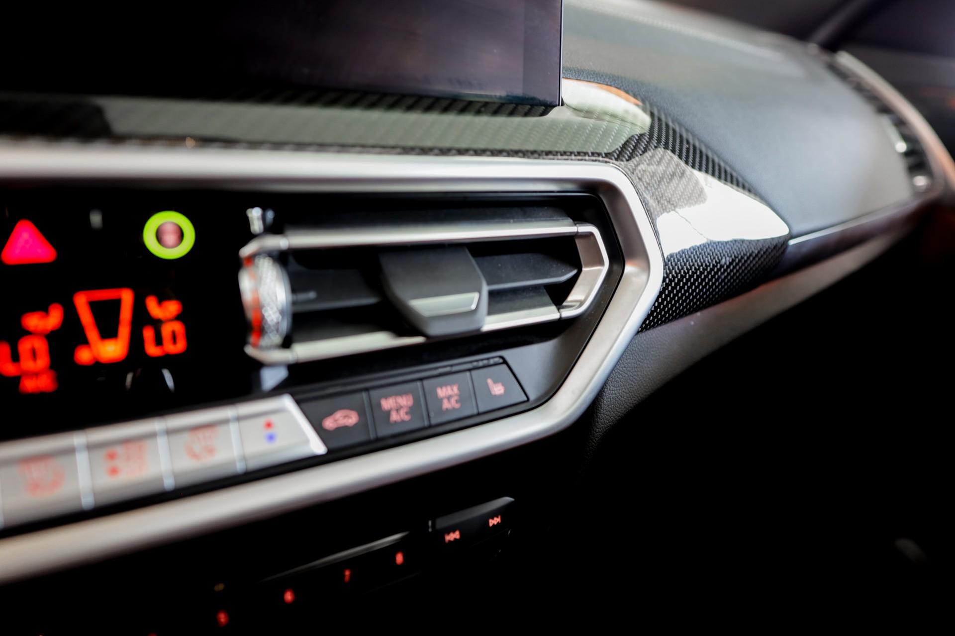 BMW X4 xDrive 48V 20i M Sport Steptronic-image-13