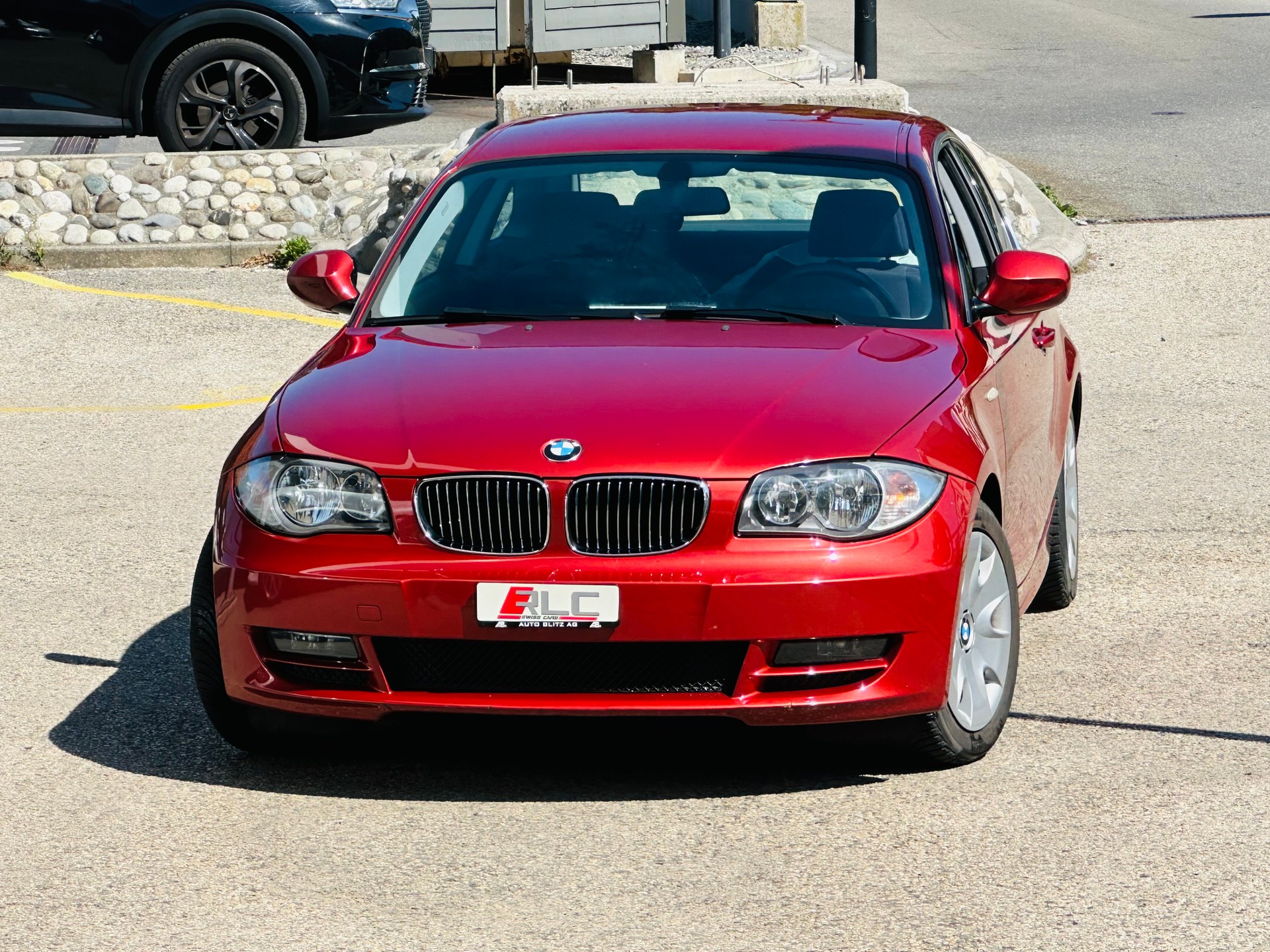 BMW 120i Coupé Steptronic-showroom-element-2