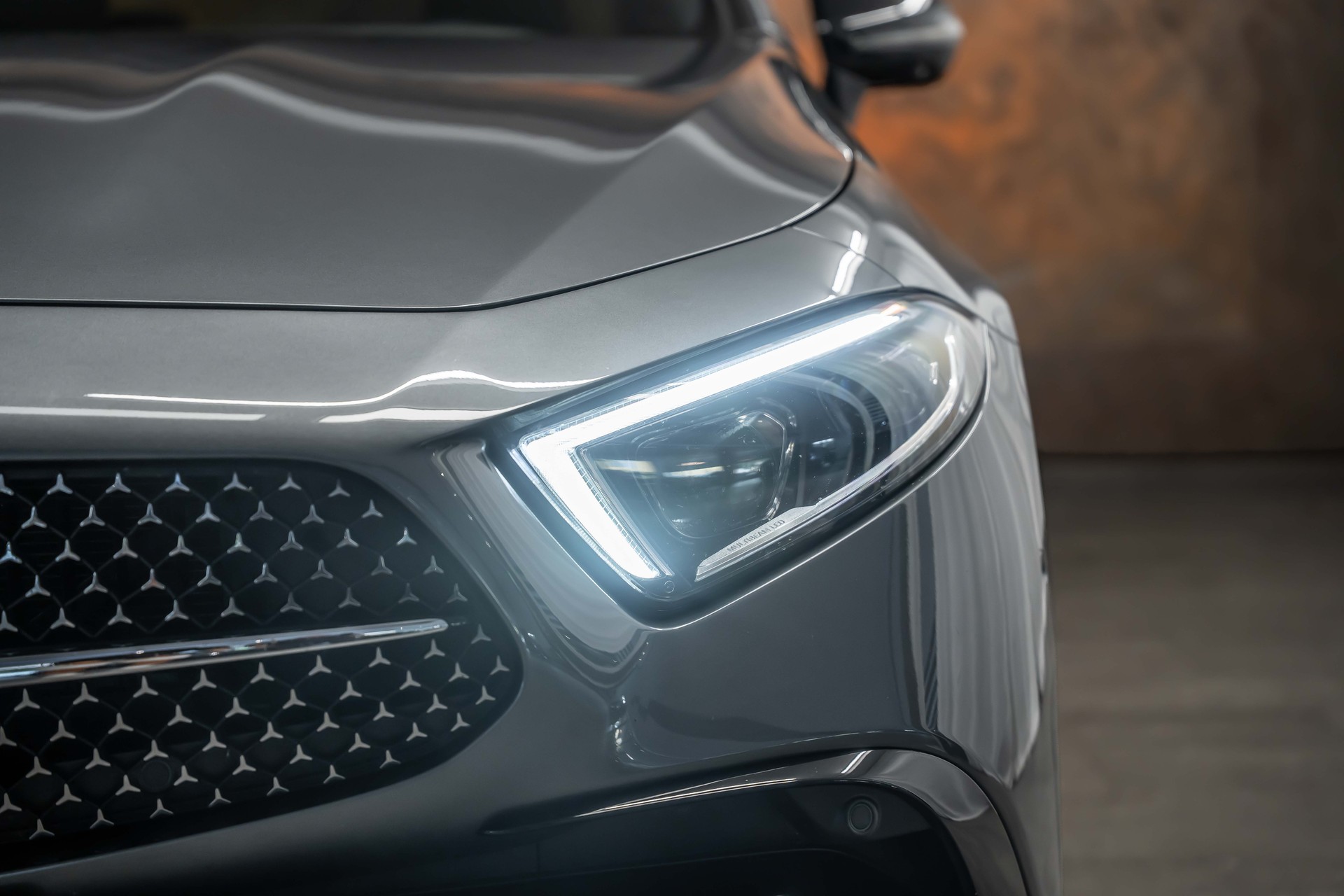 MERCEDES-BENZ CLS 450 4Matic AMG Line 9G-Tronic *Facelift*Airmatic*Panorama*Head-Up*Sitzkühlung*-image-7
