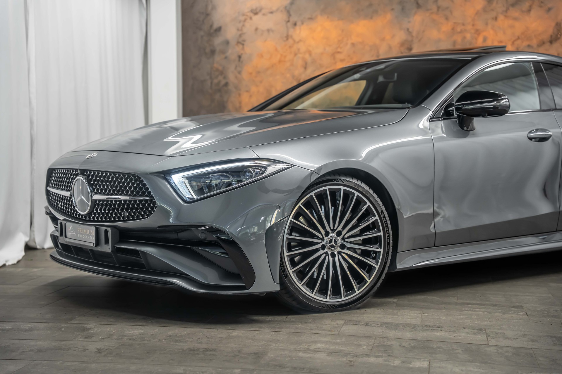 MERCEDES-BENZ CLS 450 4Matic AMG Line 9G-Tronic *Facelift*Airmatic*Panorama*Head-Up*Sitzkühlung*-showroom-element-2