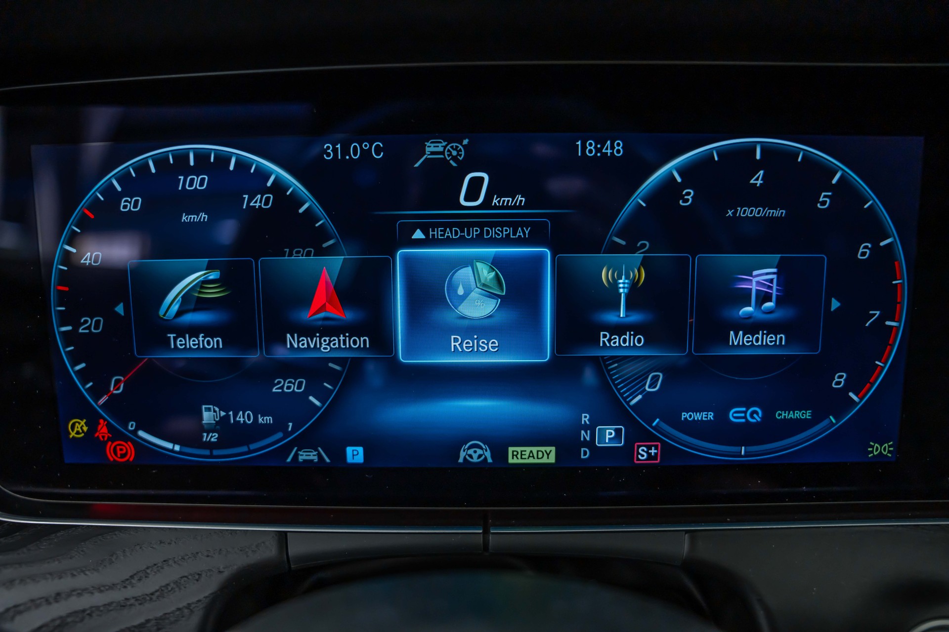 MERCEDES-BENZ CLS 450 4Matic AMG Line 9G-Tronic *Facelift*Airmatic*Panorama*Head-Up*Sitzkühlung*-image-29