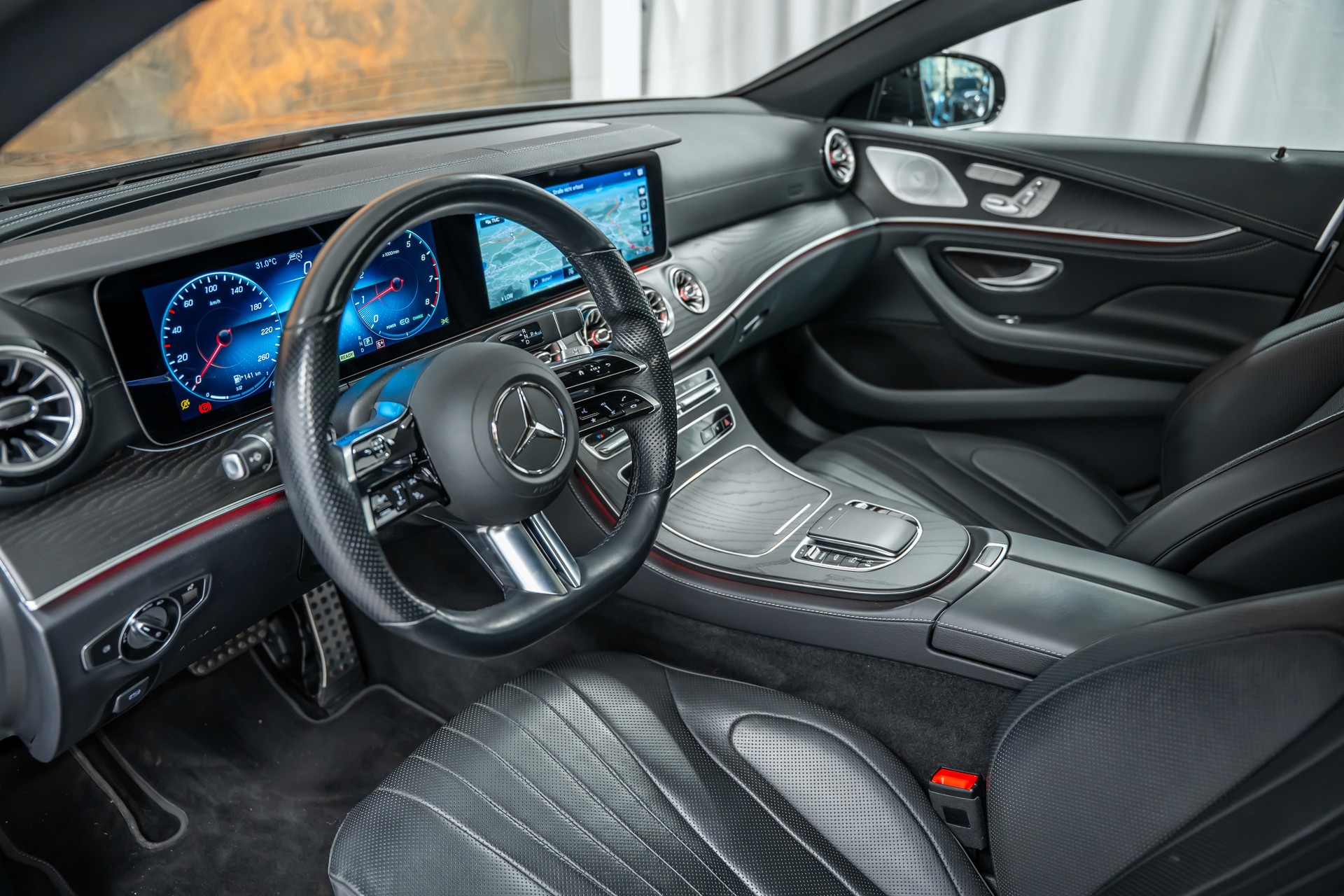 MERCEDES-BENZ CLS 450 4Matic AMG Line 9G-Tronic *Facelift*Airmatic*Panorama*Head-Up*Sitzkühlung*-image-14