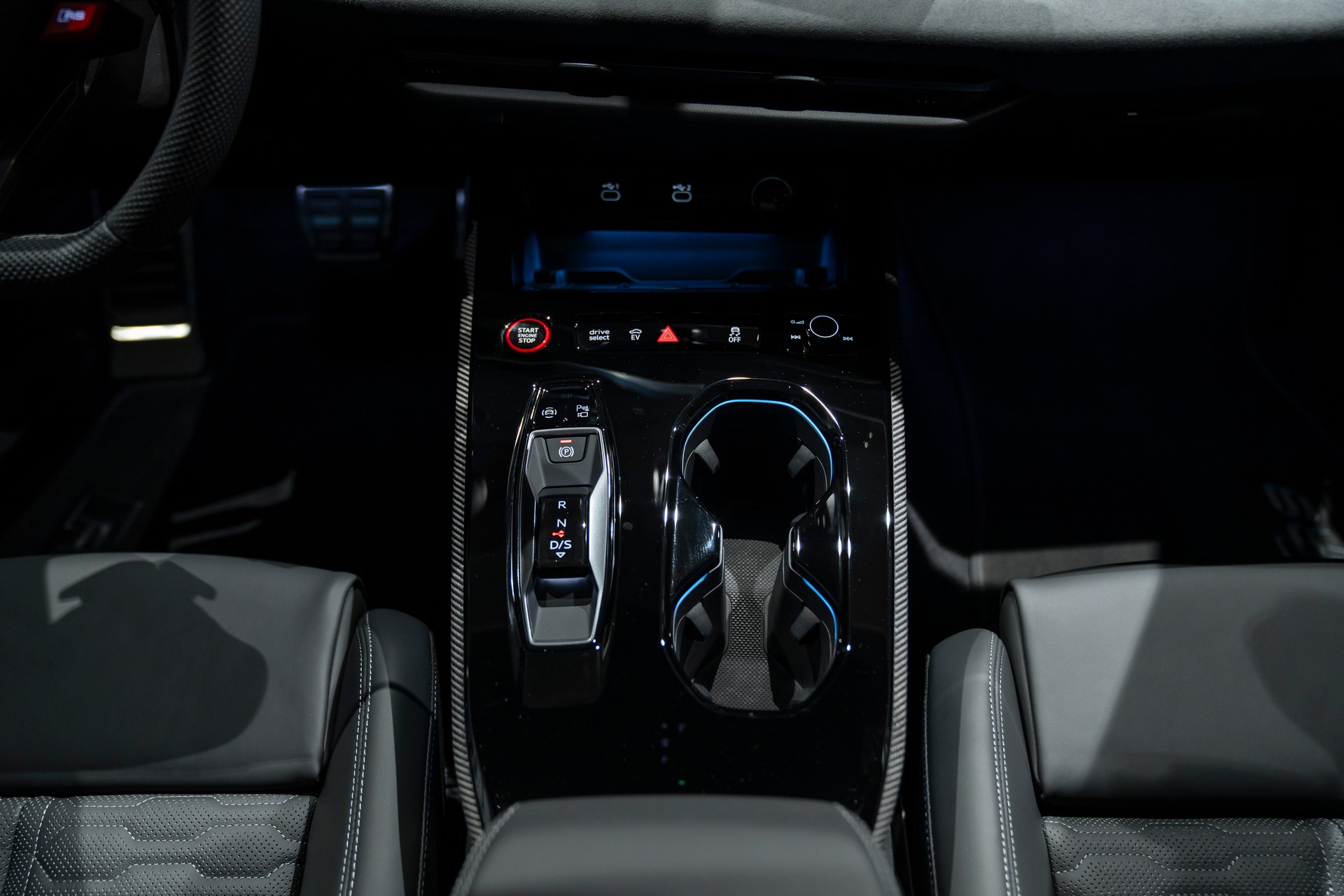 AUDI RS 5 Avant TFSI 470 kW Tiptronic quattro-image-19