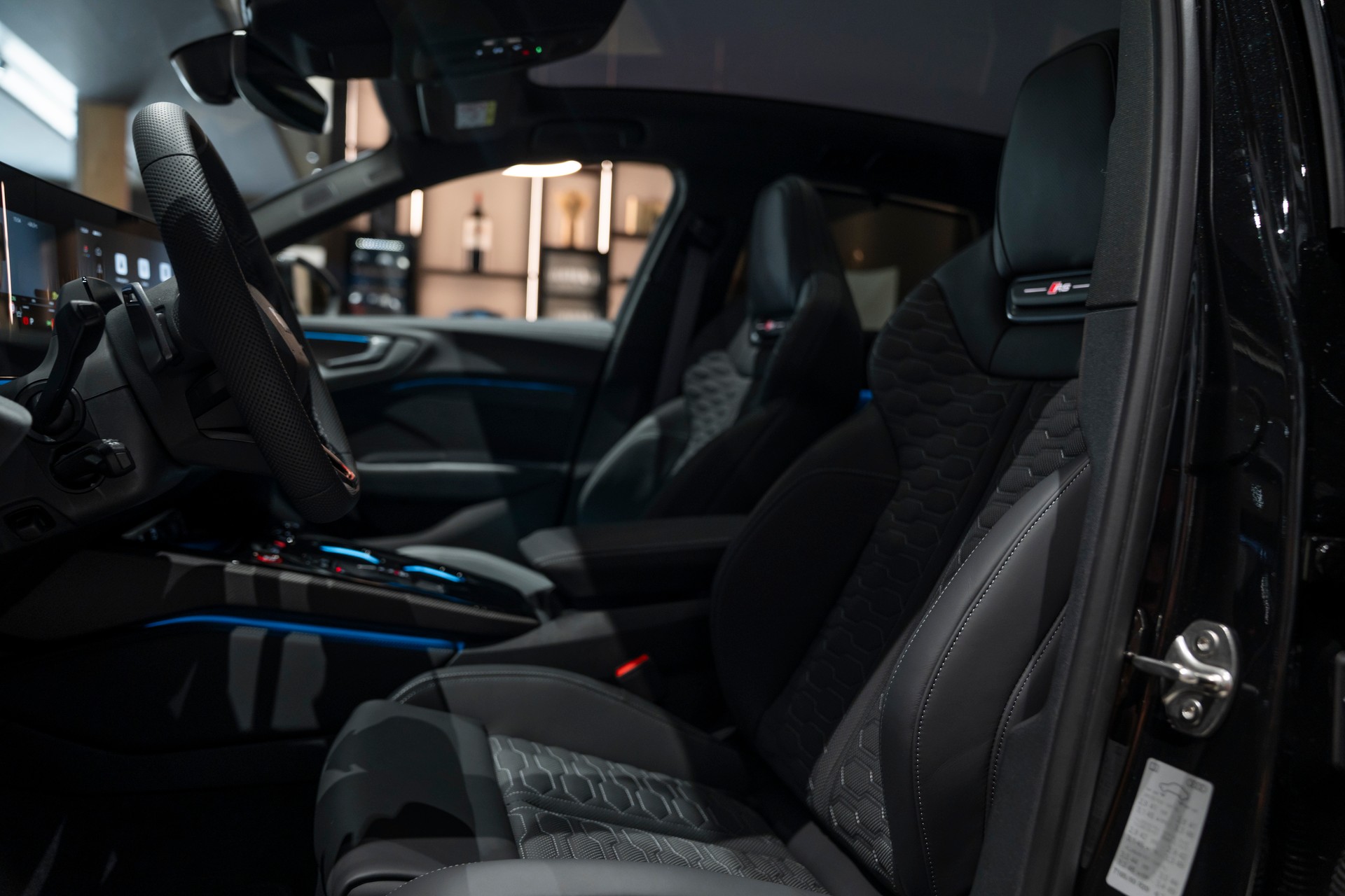 AUDI RS 5 Avant TFSI 470 kW Tiptronic quattro-image-12