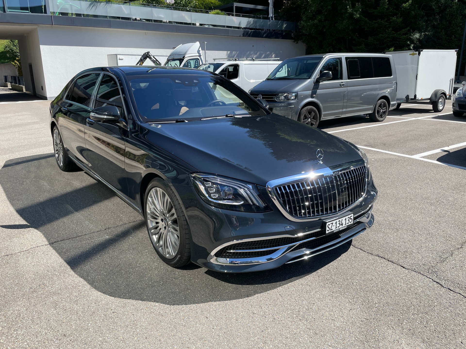 MERCEDES-BENZ S 560 Maybach 4Matic 9G-Tronic-image-8