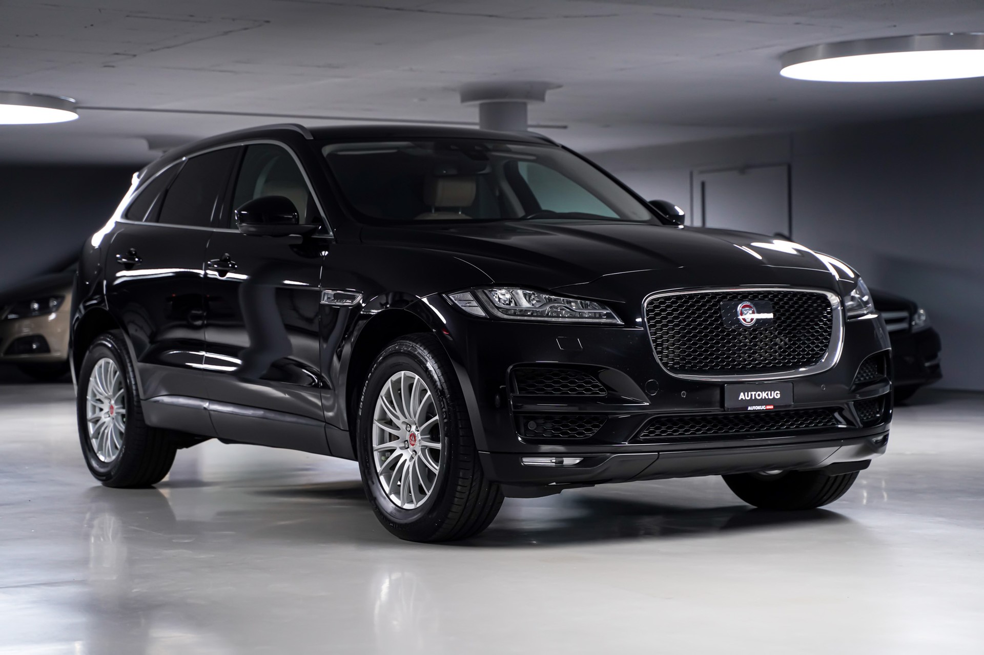 JAGUAR F-Pace 3.0 TD Prestige AWD Automatik-showroom-element-2