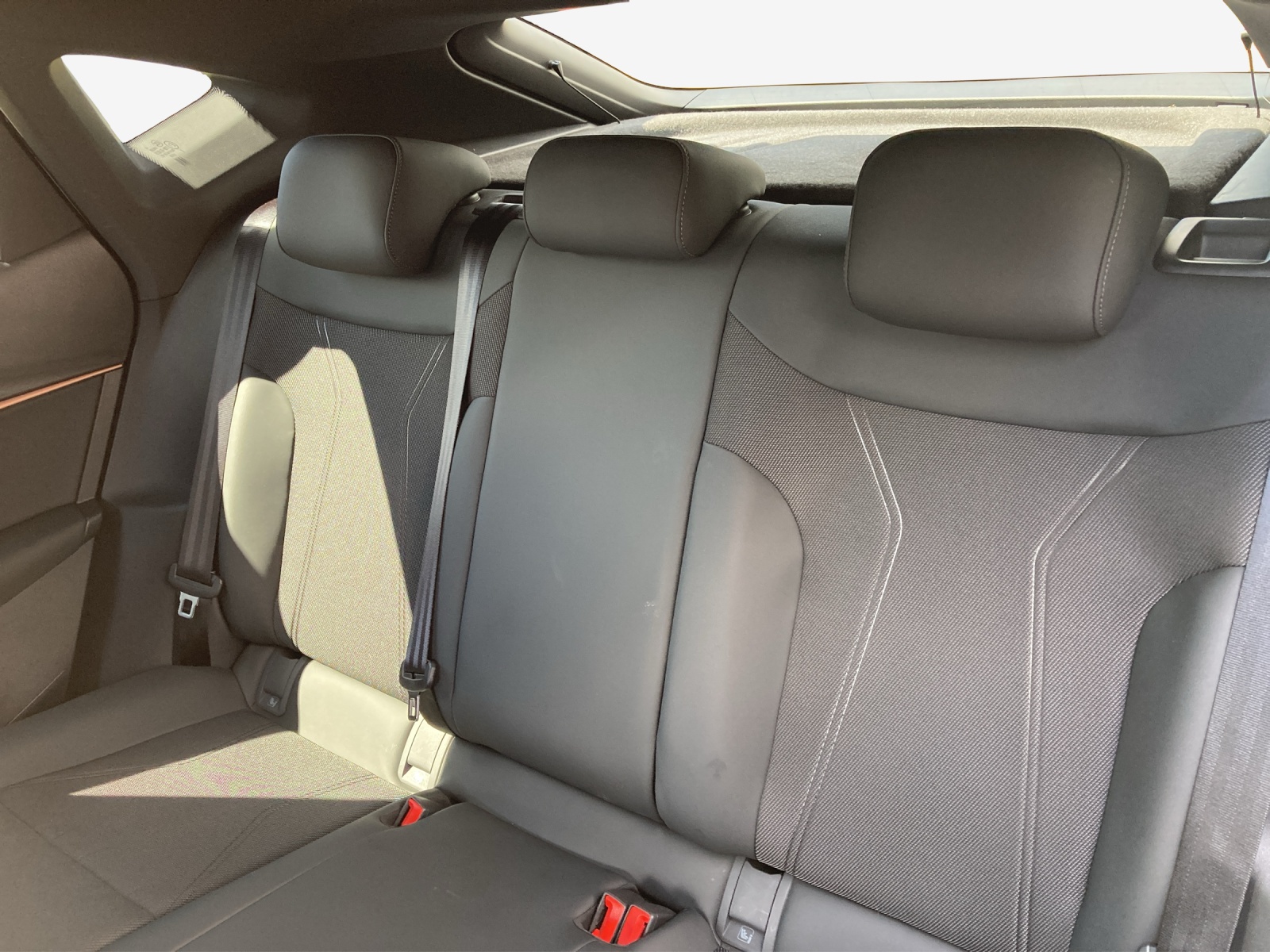 CUPRA Tavascan Type 8 77 kWh VZ-image-11
