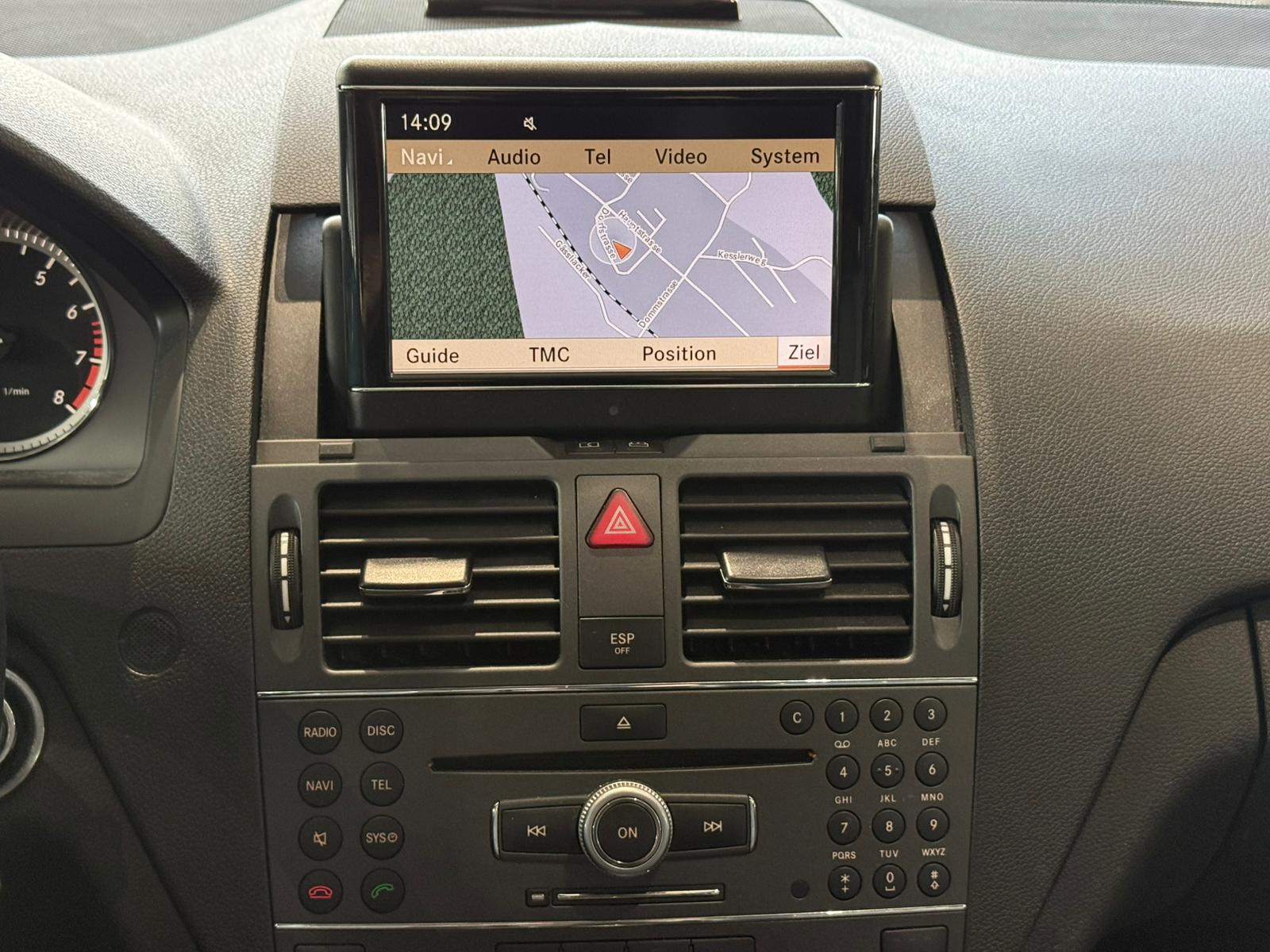 MERCEDES-BENZ C 250 CGI BlueEfficiency Avantgarde Automatic-image-13