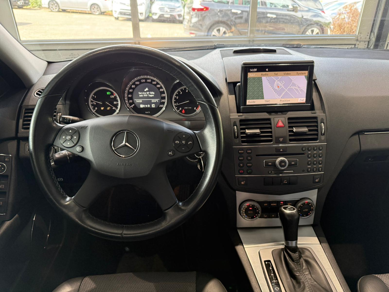 MERCEDES-BENZ C 250 CGI BlueEfficiency Avantgarde Automatic-image-11
