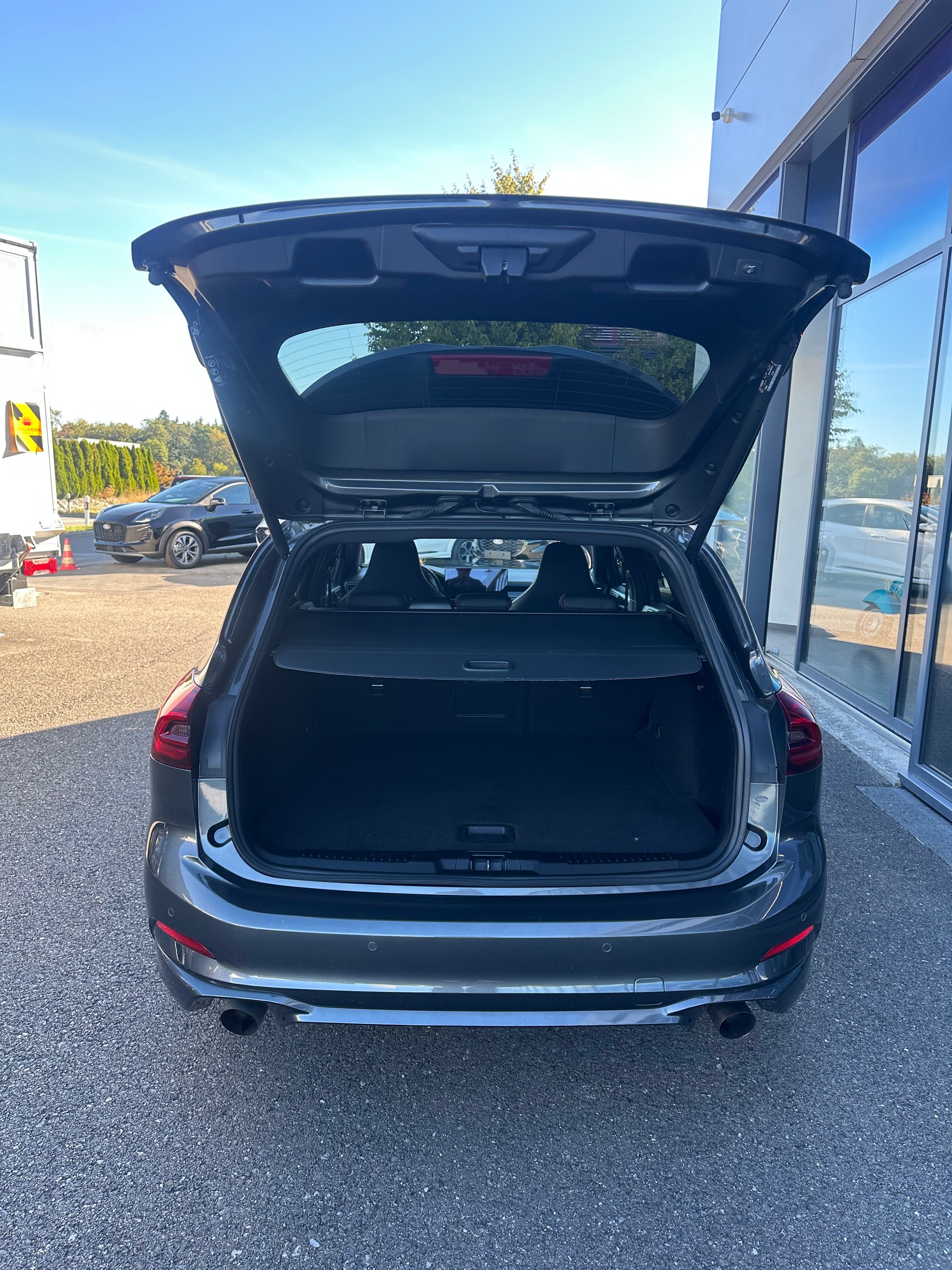 FORD Focus Station Wagon 2.3 EcoB ST X-image-6