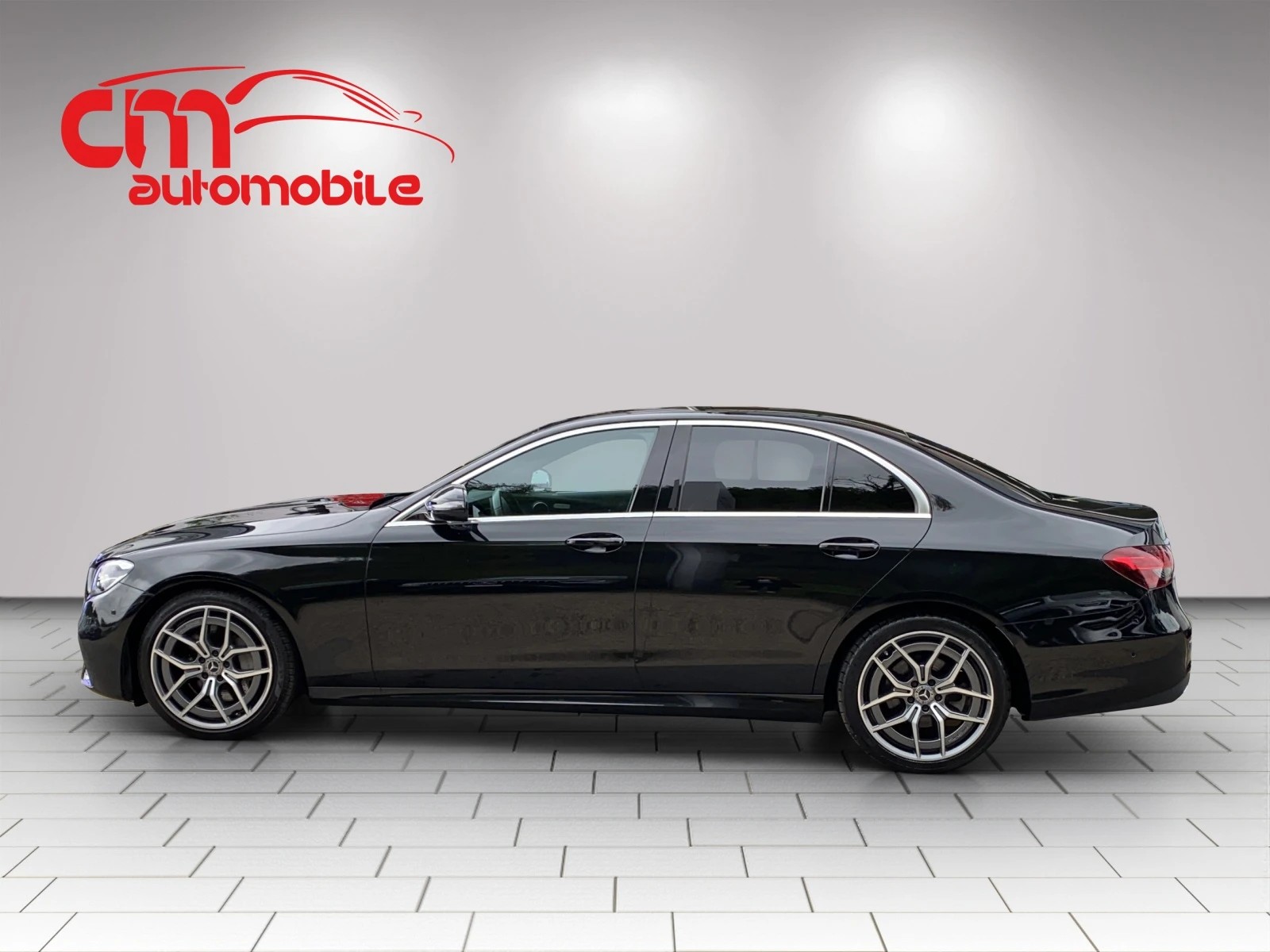 MERCEDES-BENZ E 200 AMG Line 9G-Tronic-image-6