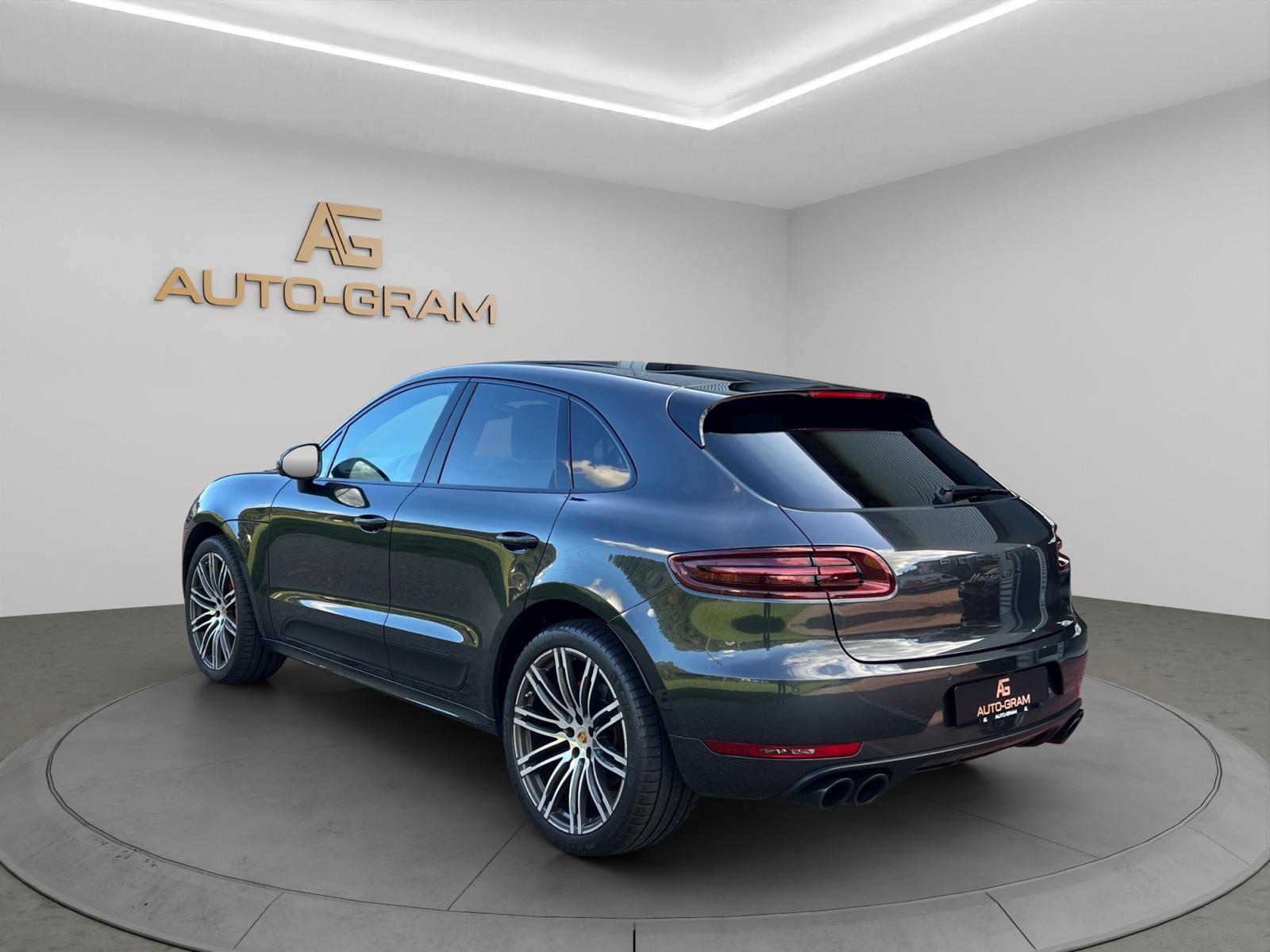 PORSCHE Macan GTS PDK-showroom-element-2
